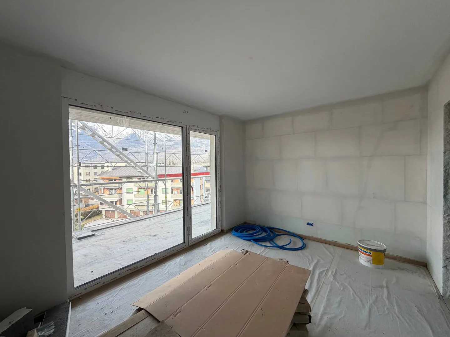 Bright Top-Floor Apartment in Aproz - Photo 7 of 8