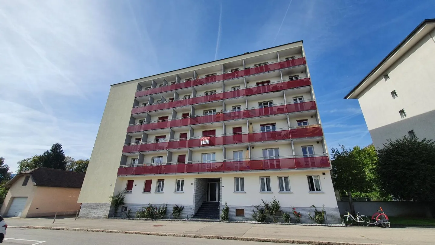 2-room apartment - Photo 1 of 6