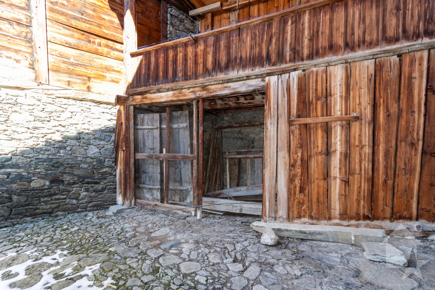 Autentica casa di villaggio del 18° secolo con spazi esterni - Foto 27 di 31