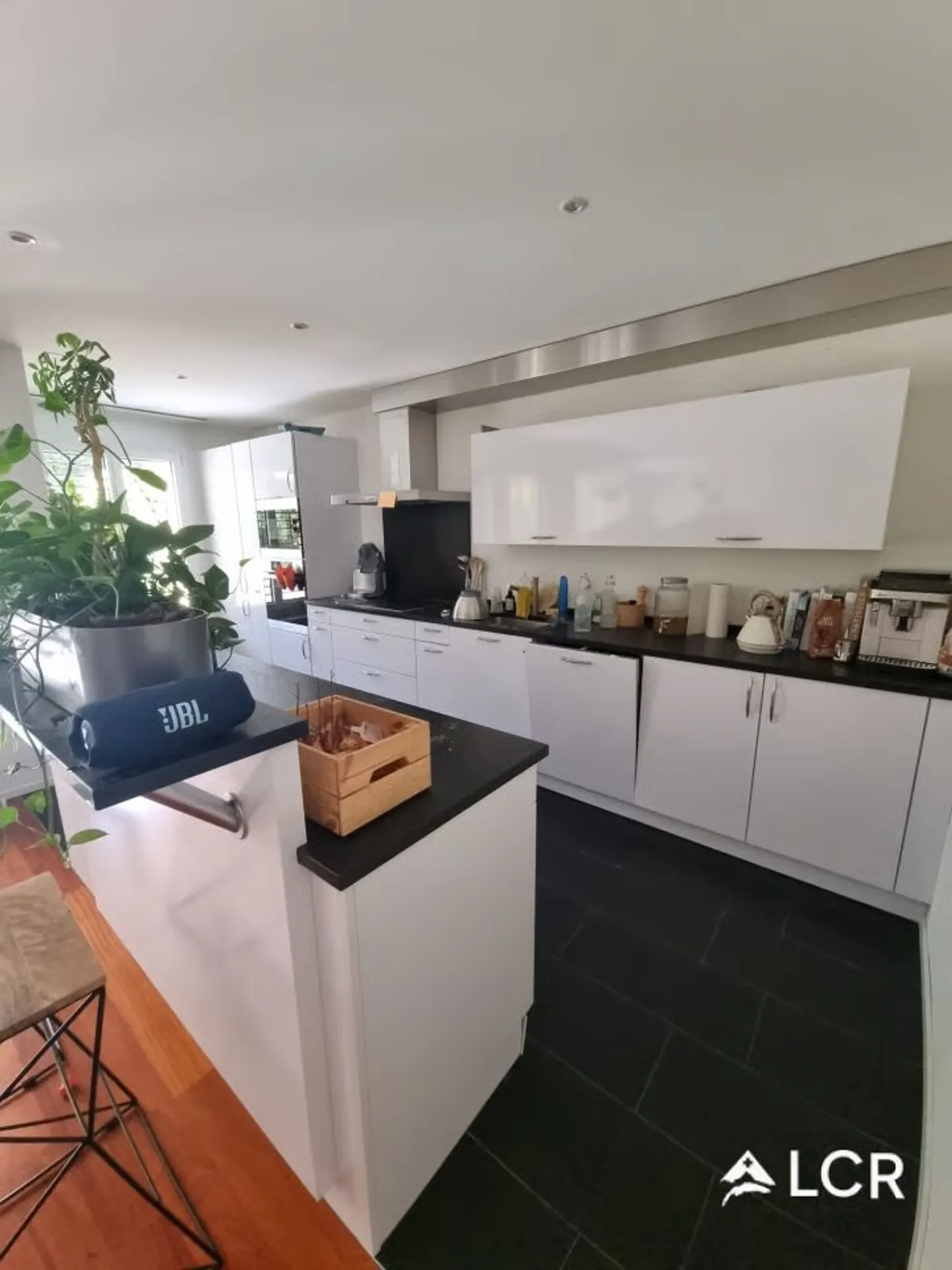 Beautiful 4.5-room apartment in Hauterive - Photo 3 of 13