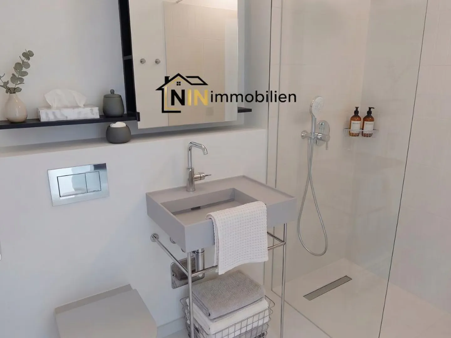 Modernes Apartment mit Aussicht - Foto 6 von 8