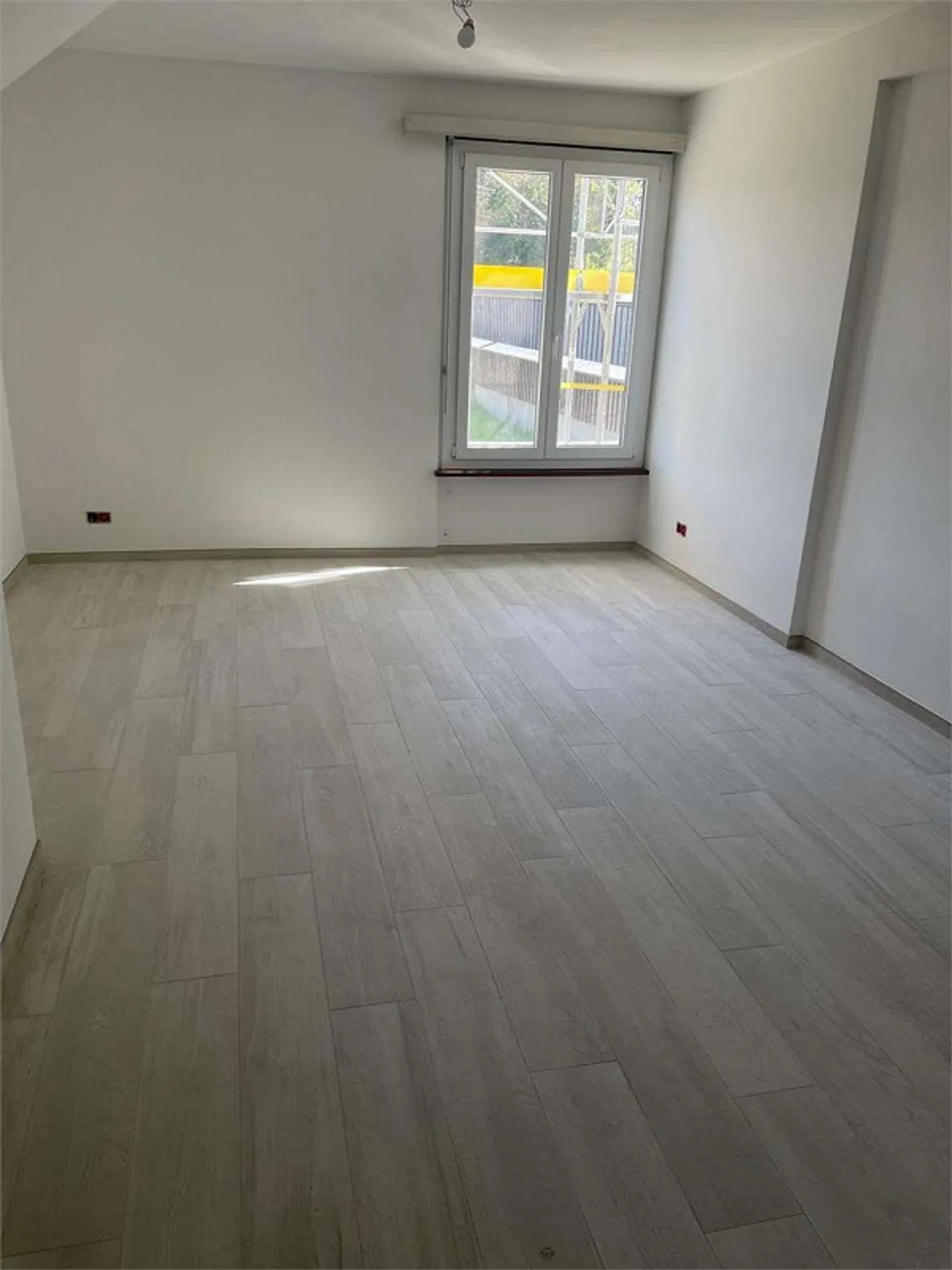 Vira Gambarogno renovated studio - Photo 1 of 2