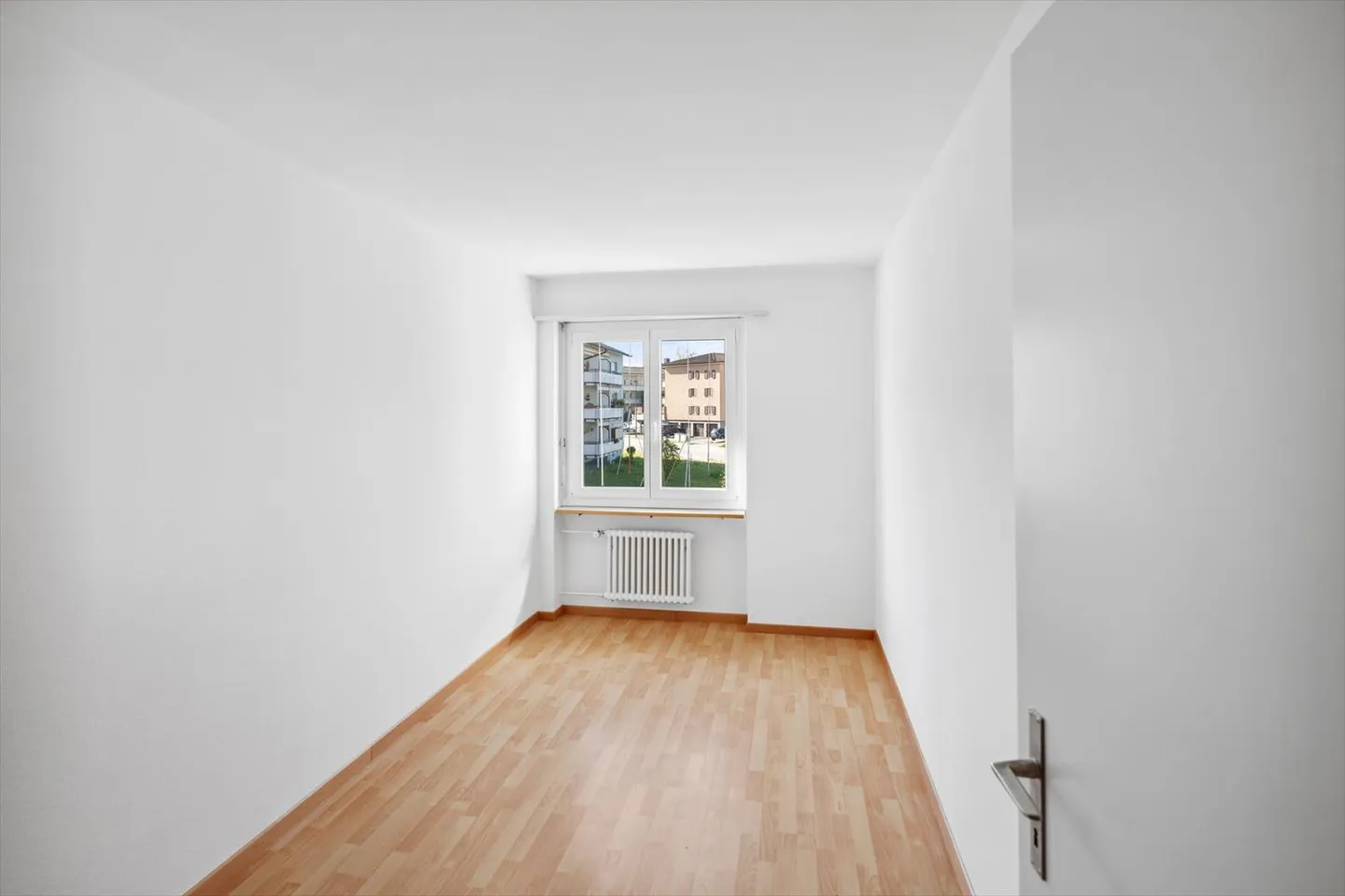 AFFITTO SENZA DEPOSITO - Bell'appartamento in una posizione tranquilla - Foto 5 di 5