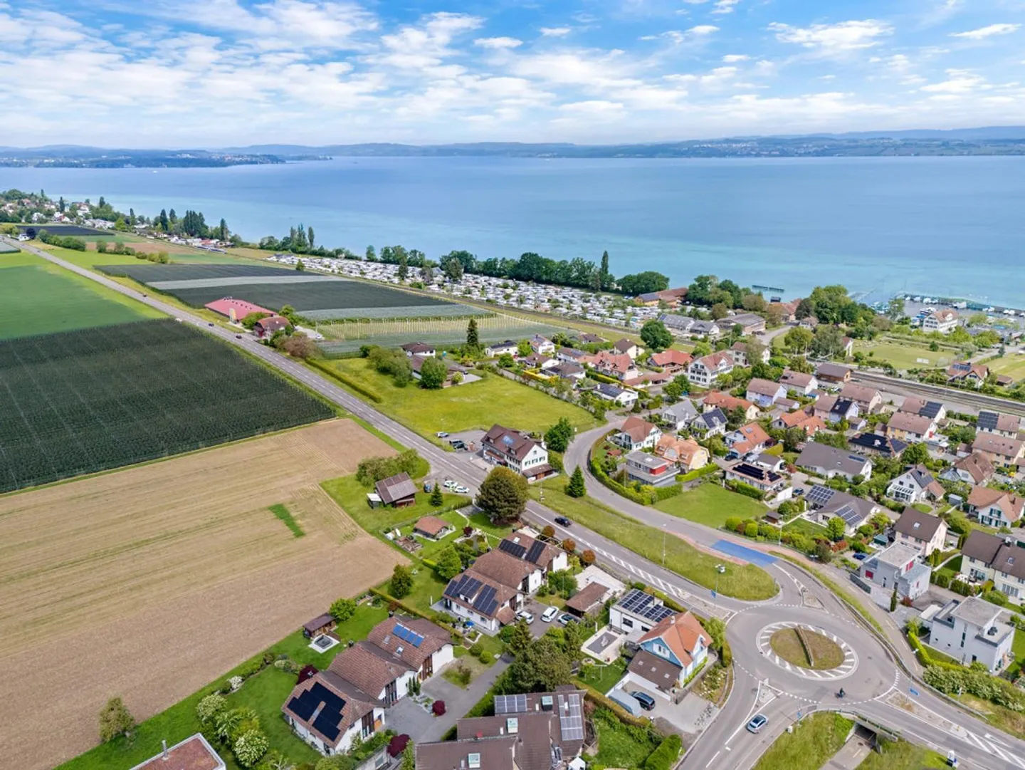 Maison de ville familiale de 4 1/2 pièces avec vue sur le lac à Altnau TG - Photo 1 sur 30