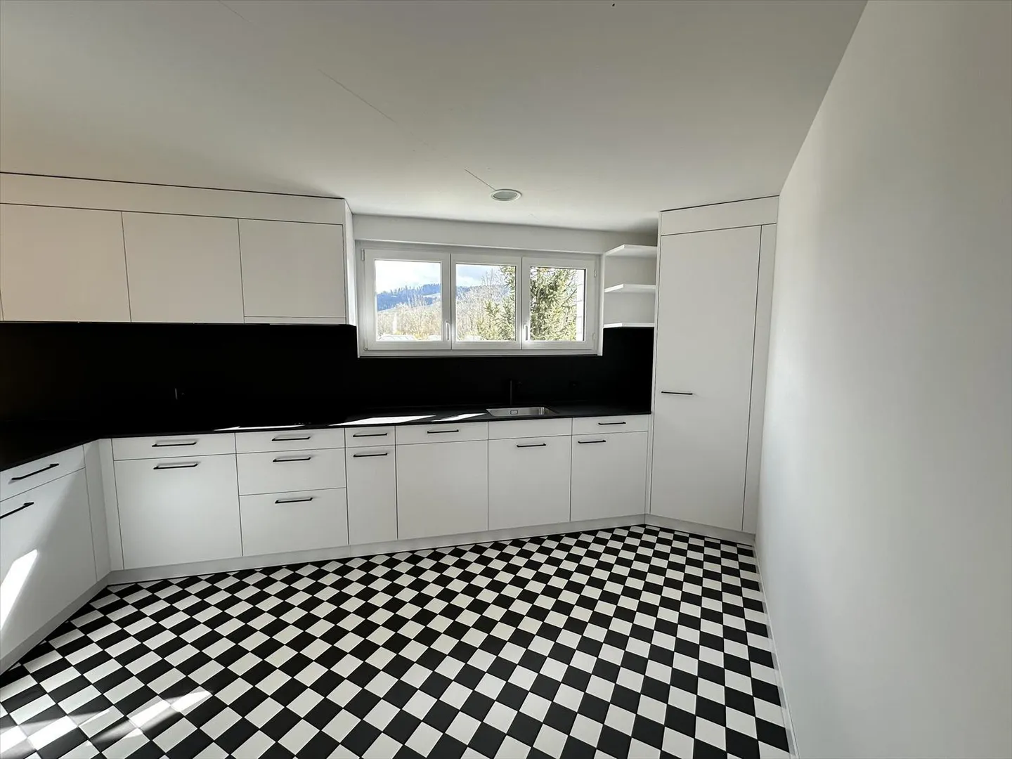 Living by the Ilfis! (including free month) - Photo 4 of 6