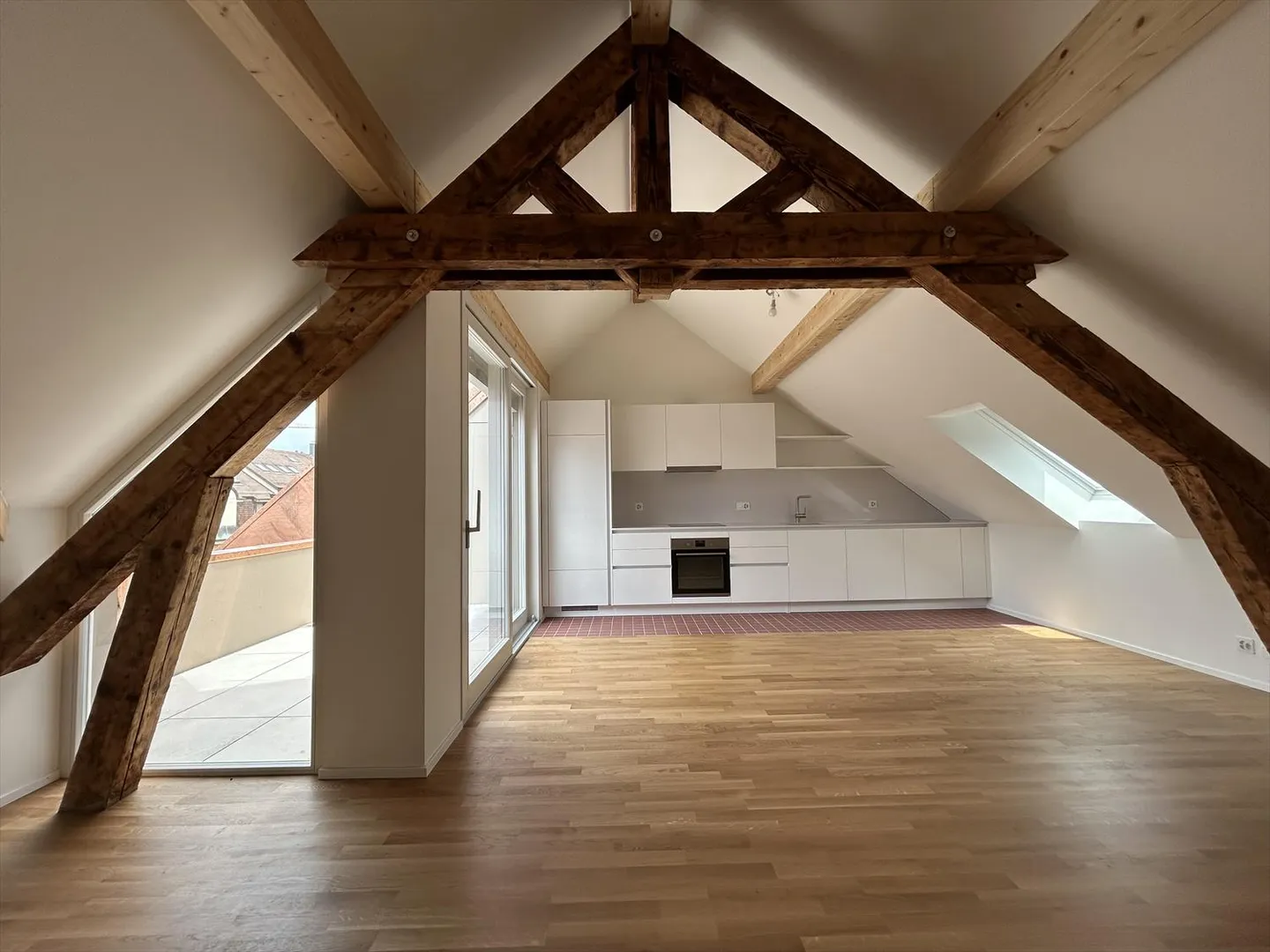 2.5 Room Apartment - Photo 4 of 8