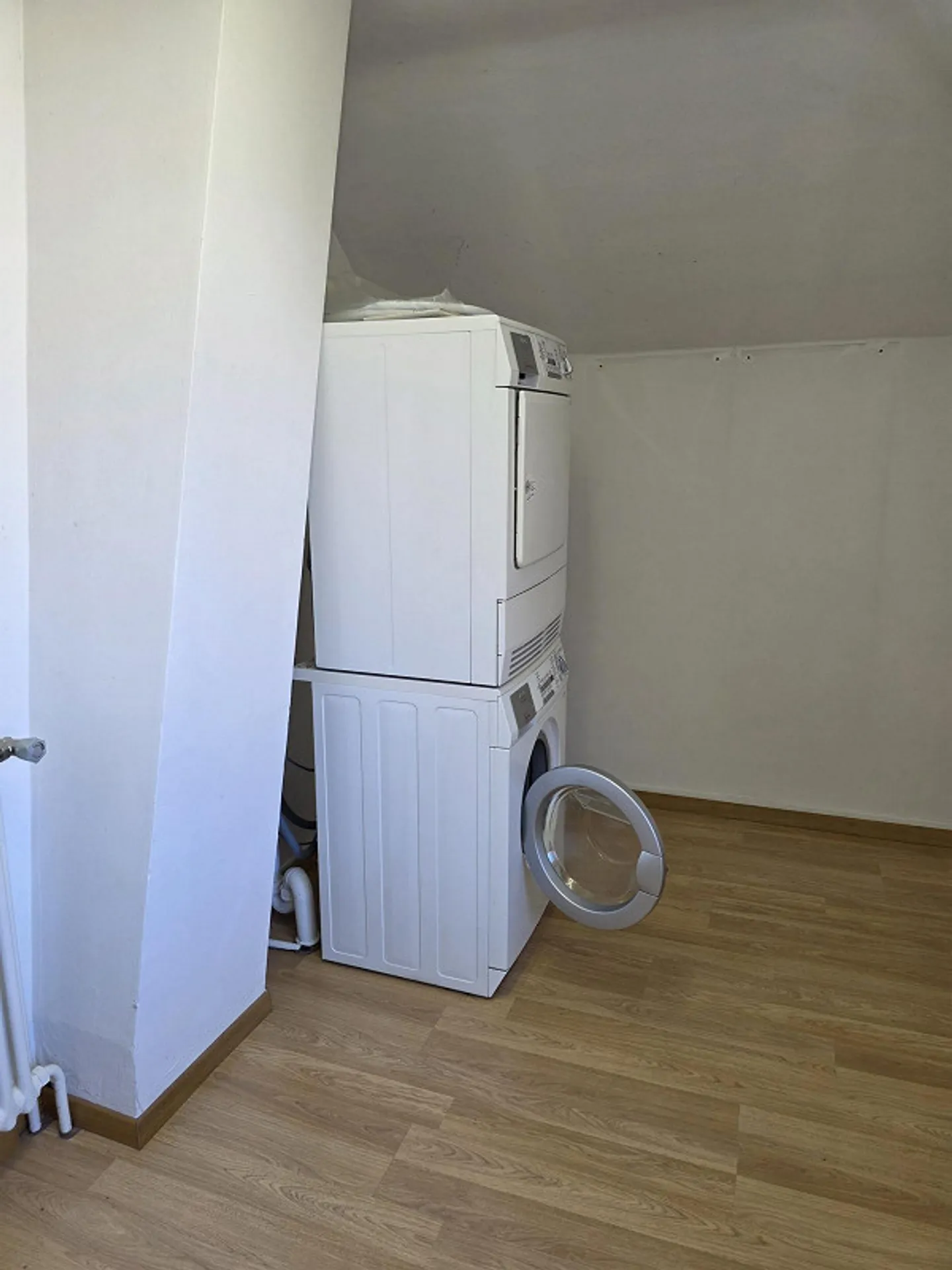 2.5 Room Loft Apartment in the Center of Amriswil - Photo 11 of 12