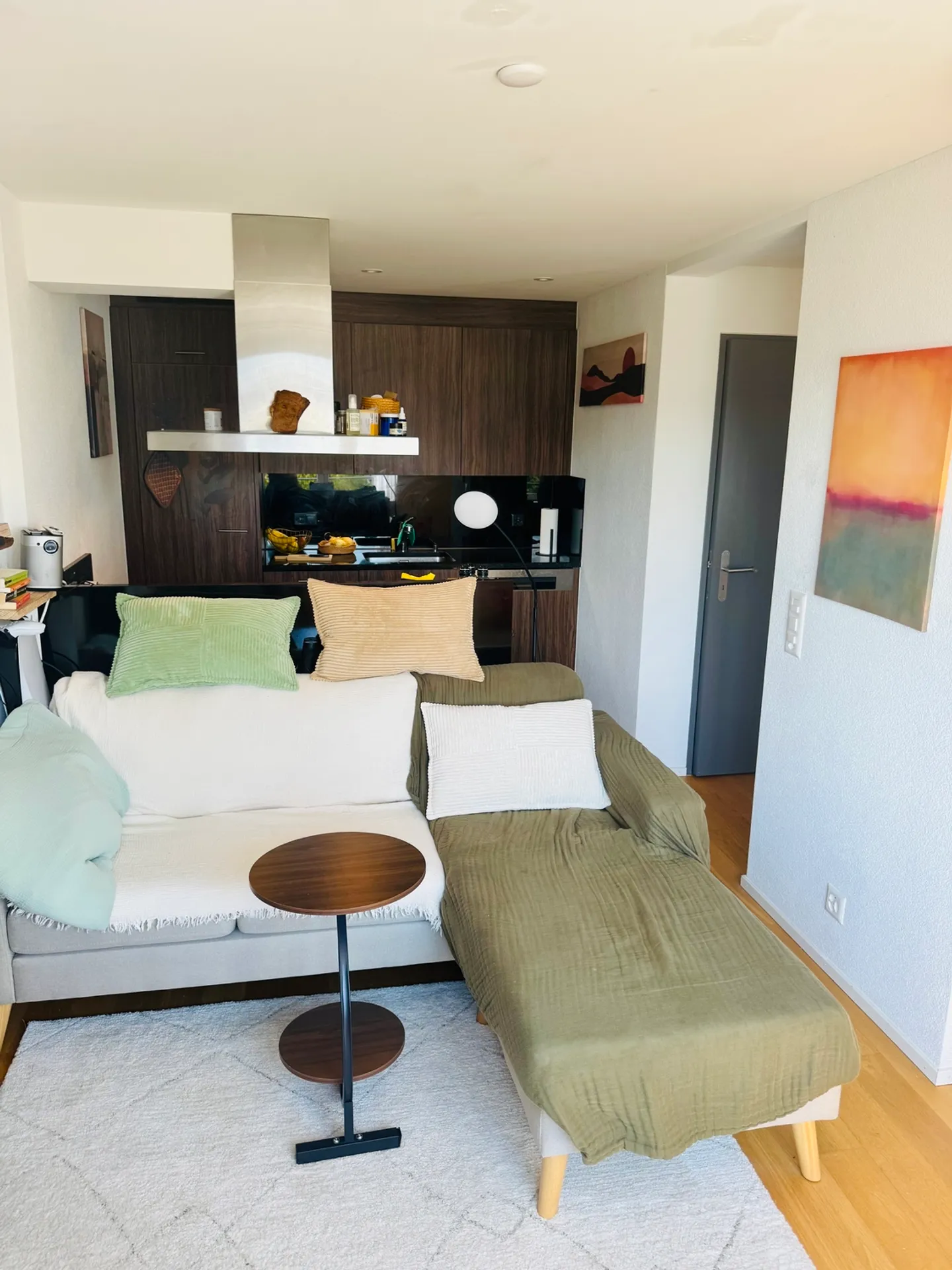 APPARTEMENT SOUS LES TOITS 2½ PIÈCES À ZURICH - DISTRICT 10, MEUBLÉ, TEMPORAIRE - Photo 6 sur 10