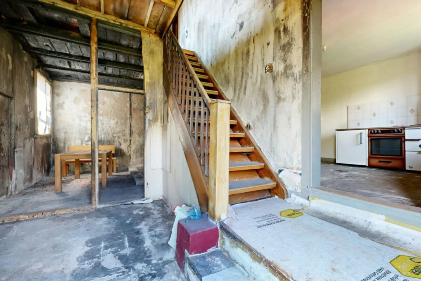 mit Potenzial: historisches Haus im Ortskern - Foto 2 von 15