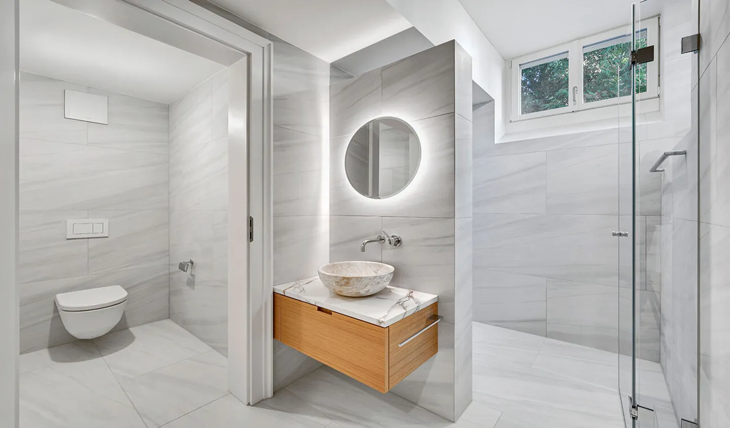 Stylish 3.5-room apartment in renovated historic villa - Photo 4 of 6