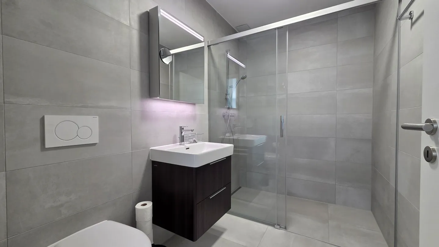 Appartement Charmant avec Jardin - Photo 2 sur 4