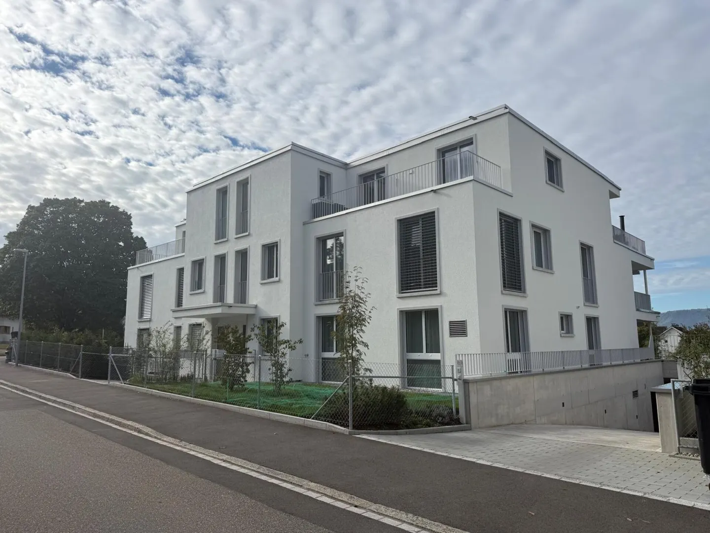 Vie élégante avec terrasse généreuse - Photo 2 sur 11