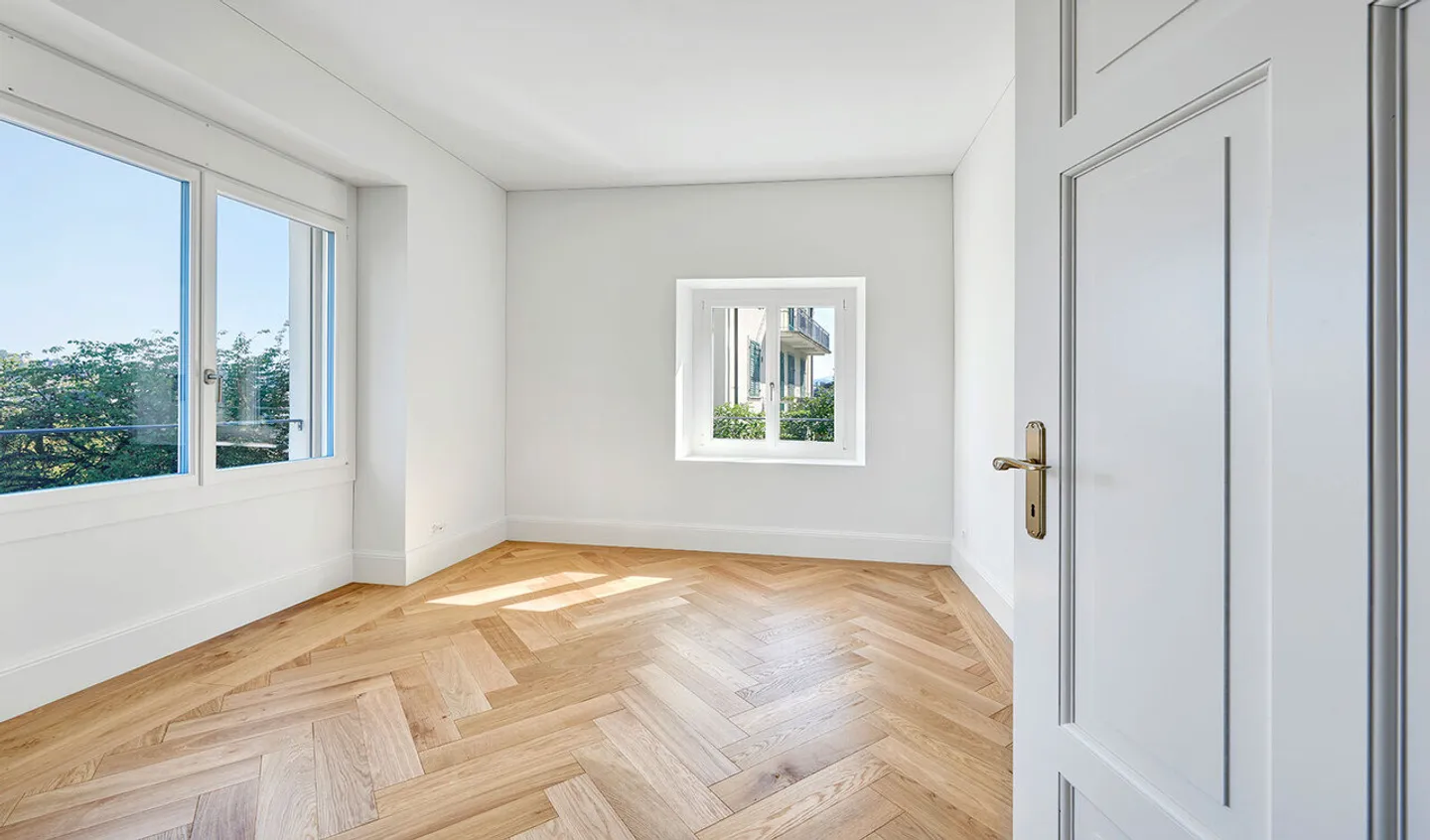 Stylish 3.5-room apartment in renovated historic villa - Photo 5 of 6