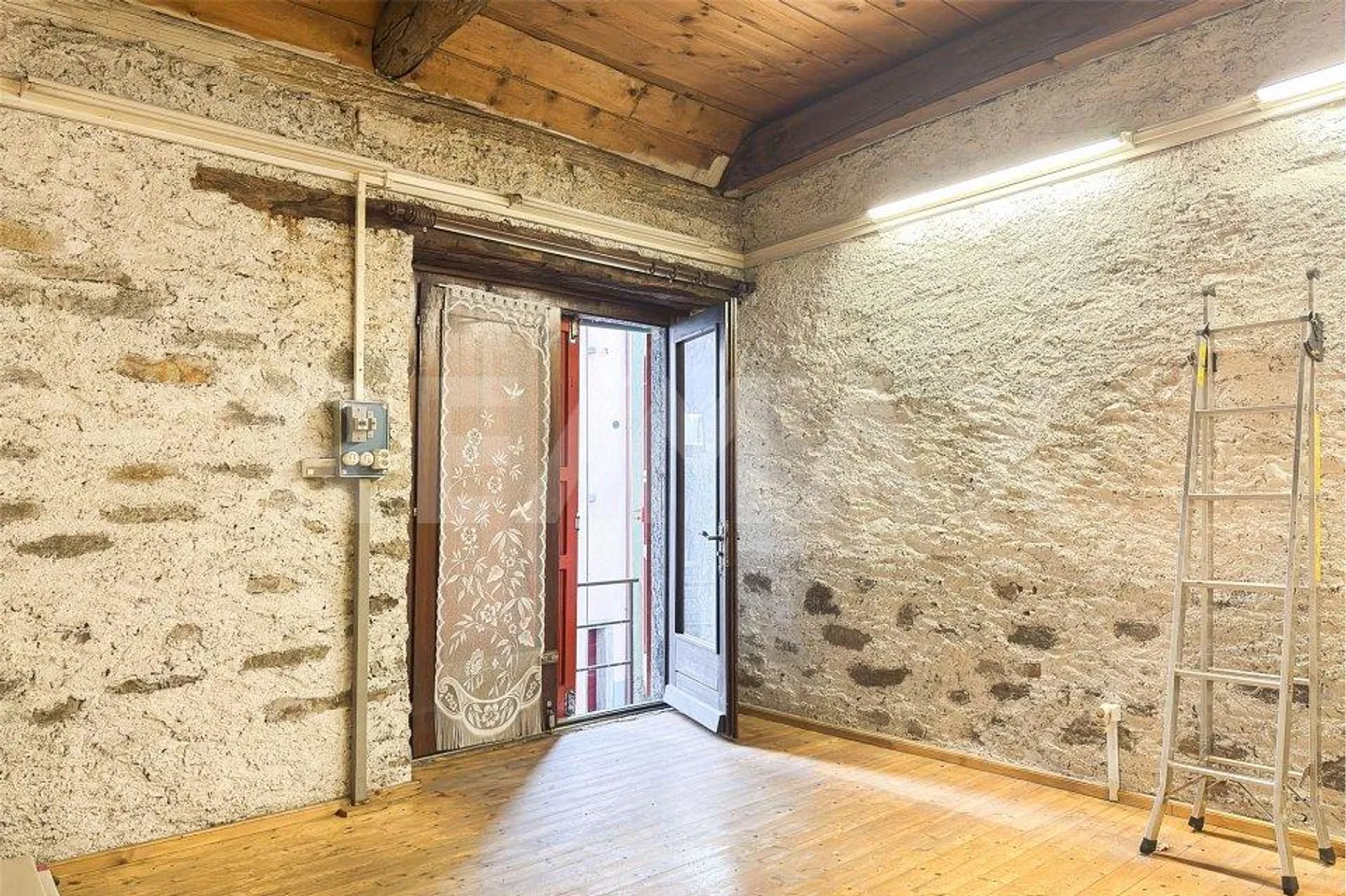 Casa ticinese da ristrutturare - Foto 6 di 12