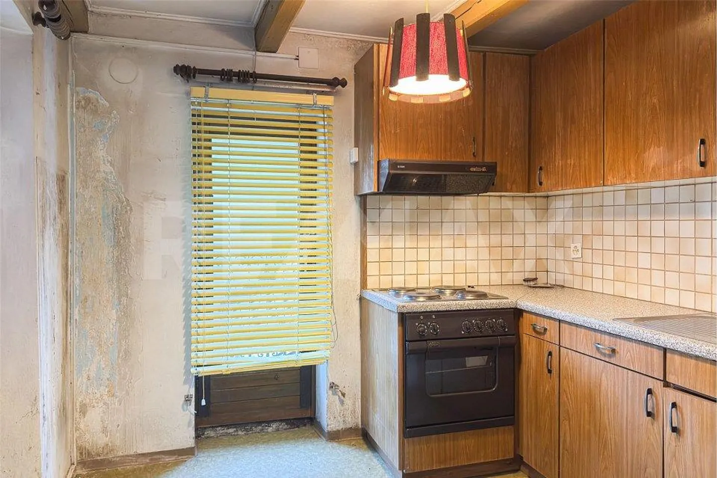 Casa ticinese da ristrutturare - Foto 10 di 12