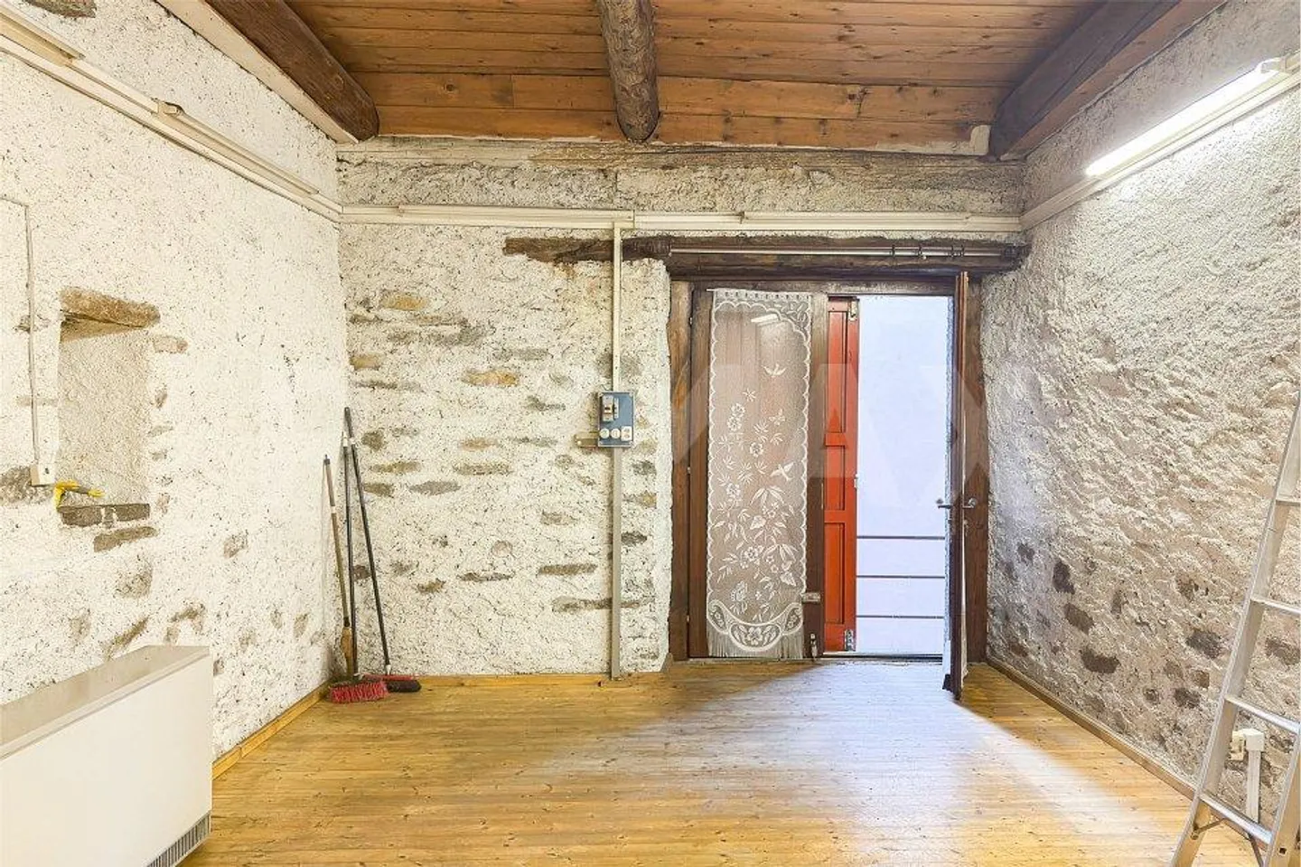Casa ticinese da ristrutturare - Foto 7 di 12