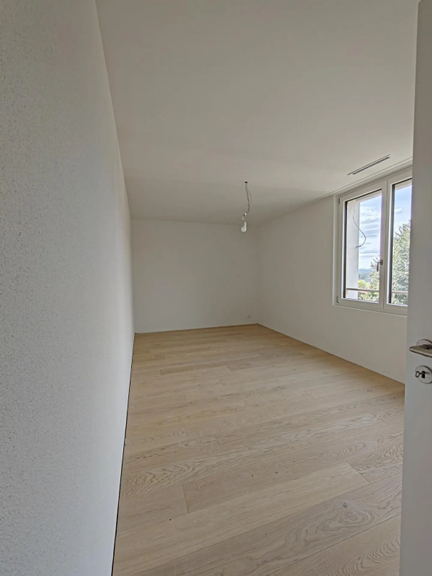 Première occupation d'appartements de 3,5 pièces dans "La Renaissance" - Vie moderne - Photo 8 sur 9