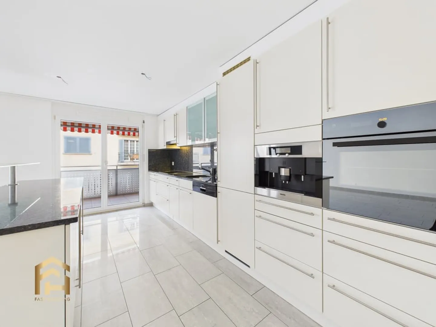 Appartement élégant et lumineux de 5,5 pièces au centre de Brig - Photo 1 sur 13