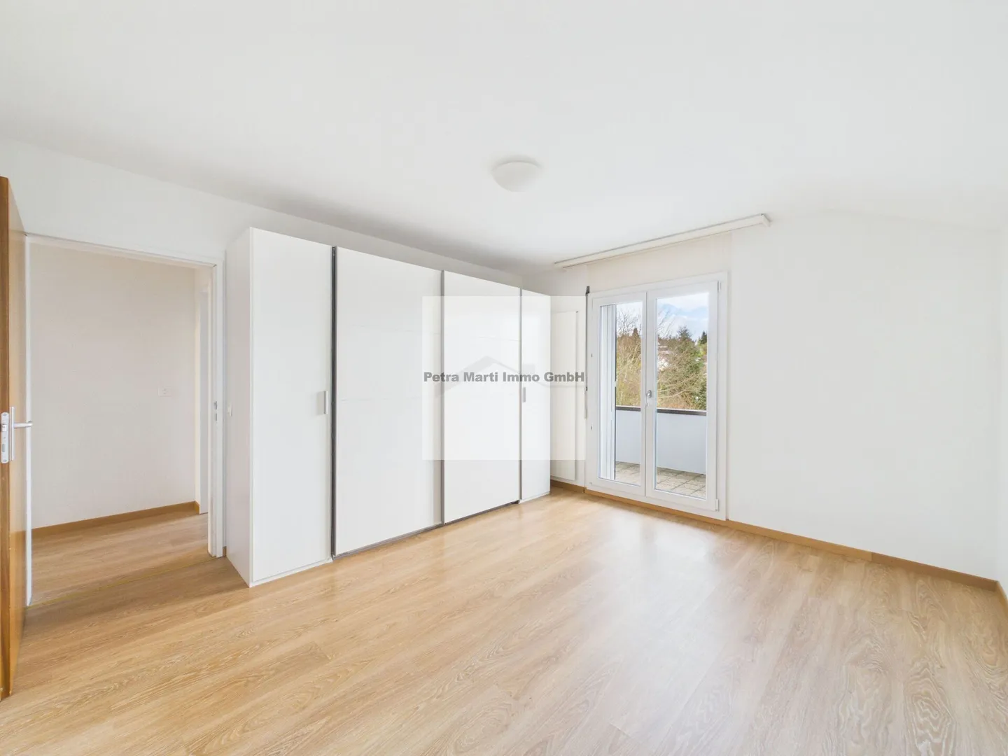 5.5-Room Penthouse Apartment - Photo 7 of 14