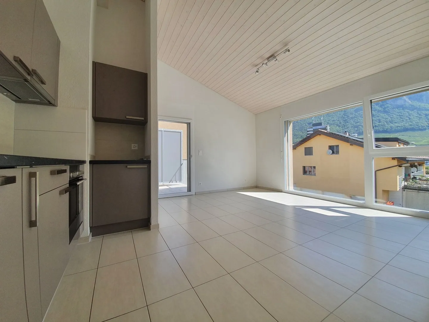 Appartamento di 2.5 stanze al 2° piano - 15.11.2025 - Foto 2 di 8