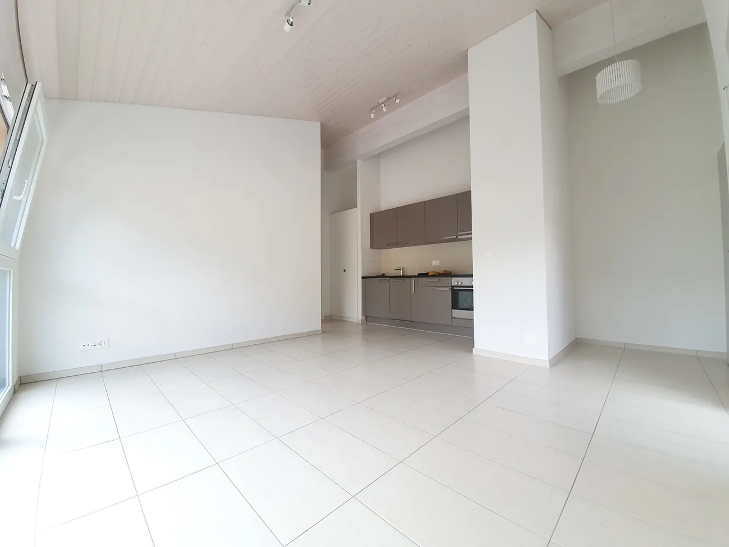 Appartamento di 2.5 stanze al 2° piano - 15.11.2025 - Foto 3 di 8