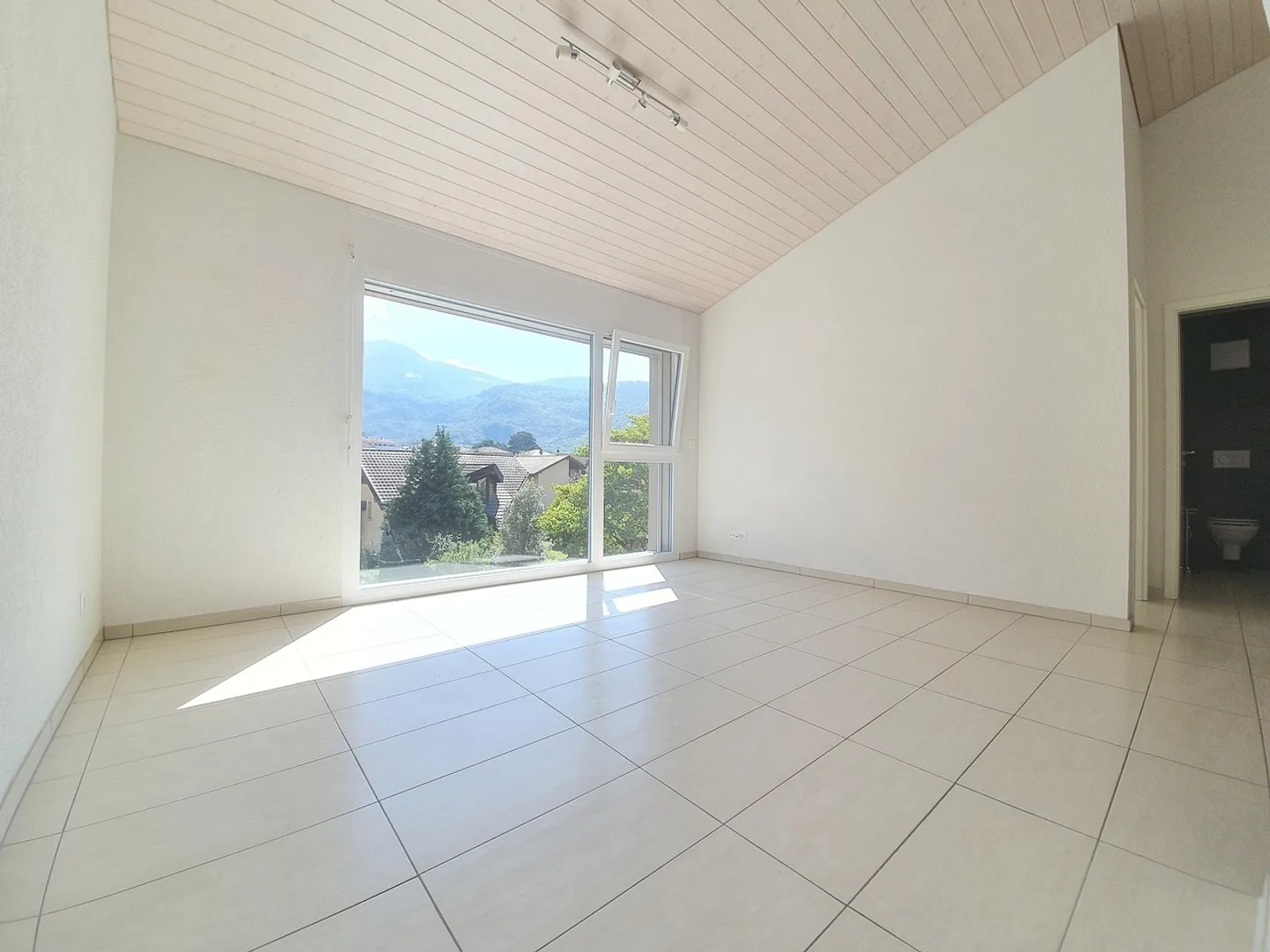 Appartamento di 2.5 stanze al 2° piano - 15.11.2025 - Foto 4 di 8