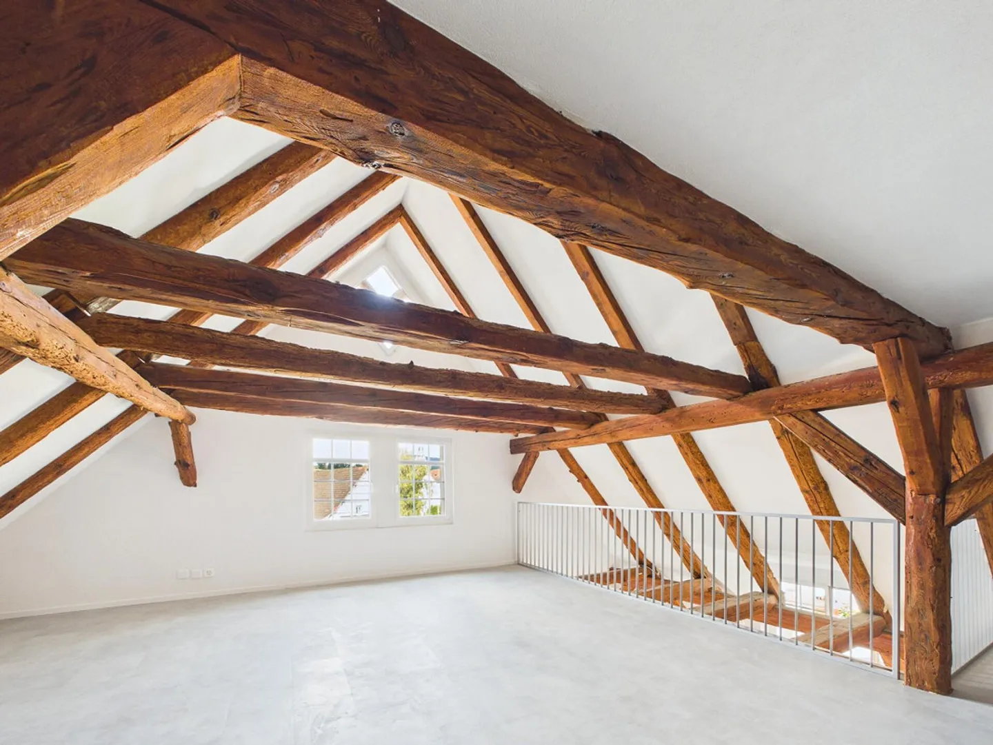 High-quality renovated 4.5-room maisonette apartment with generous R... - Photo 11 of 19