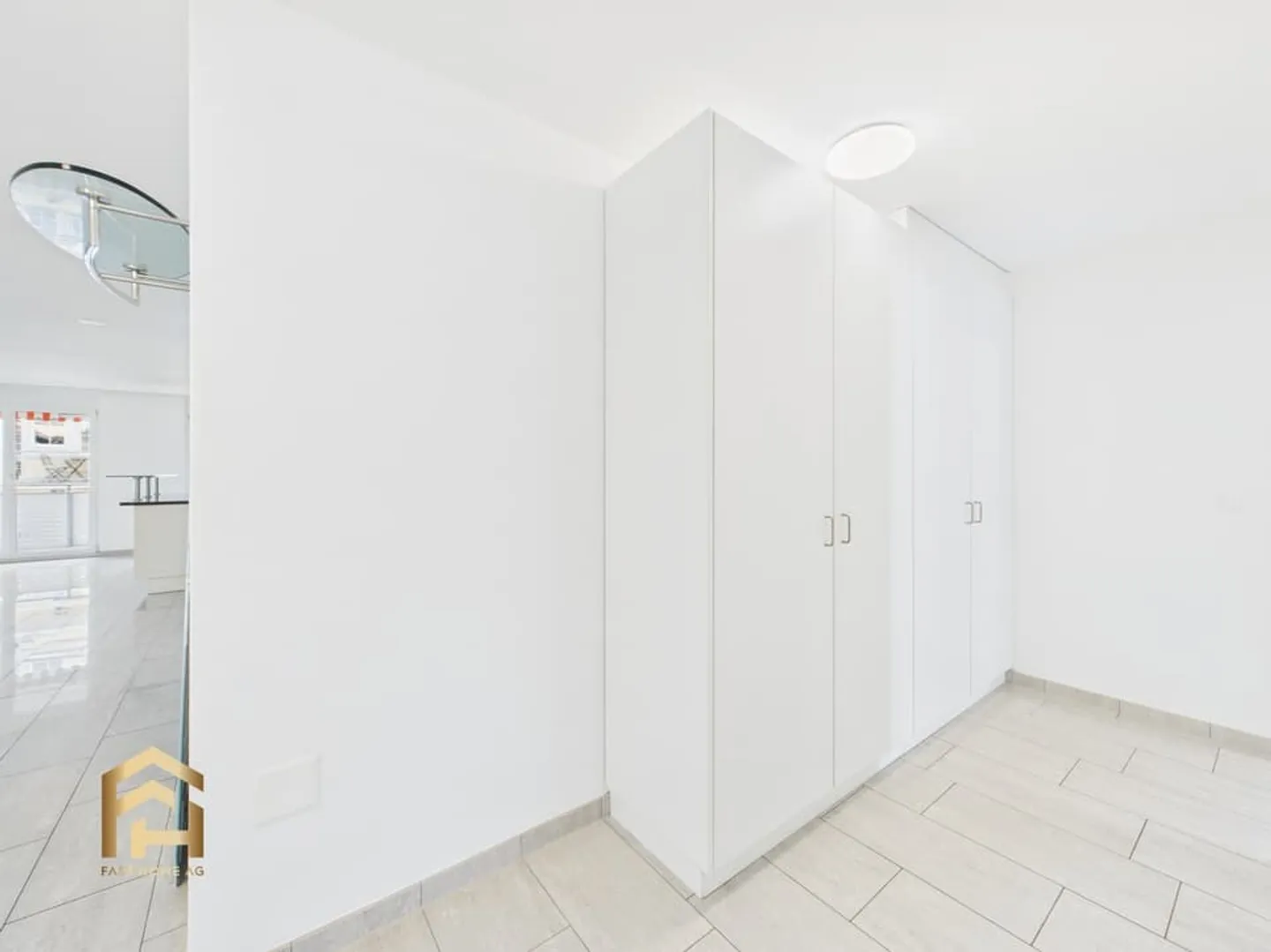 Appartement élégant et lumineux de 5,5 pièces au centre de Brig - Photo 12 sur 13
