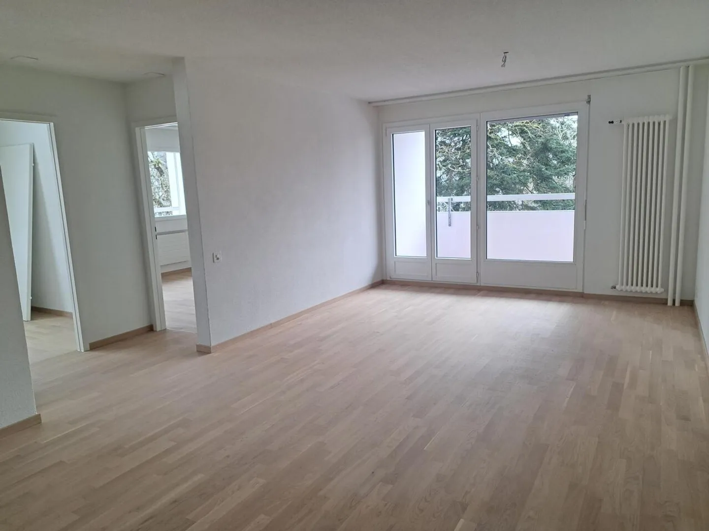 APPARTAMENTO CON BALCONE E ASCENSORE ESTERNO RISTRUTTURATO - Foto 4 di 11