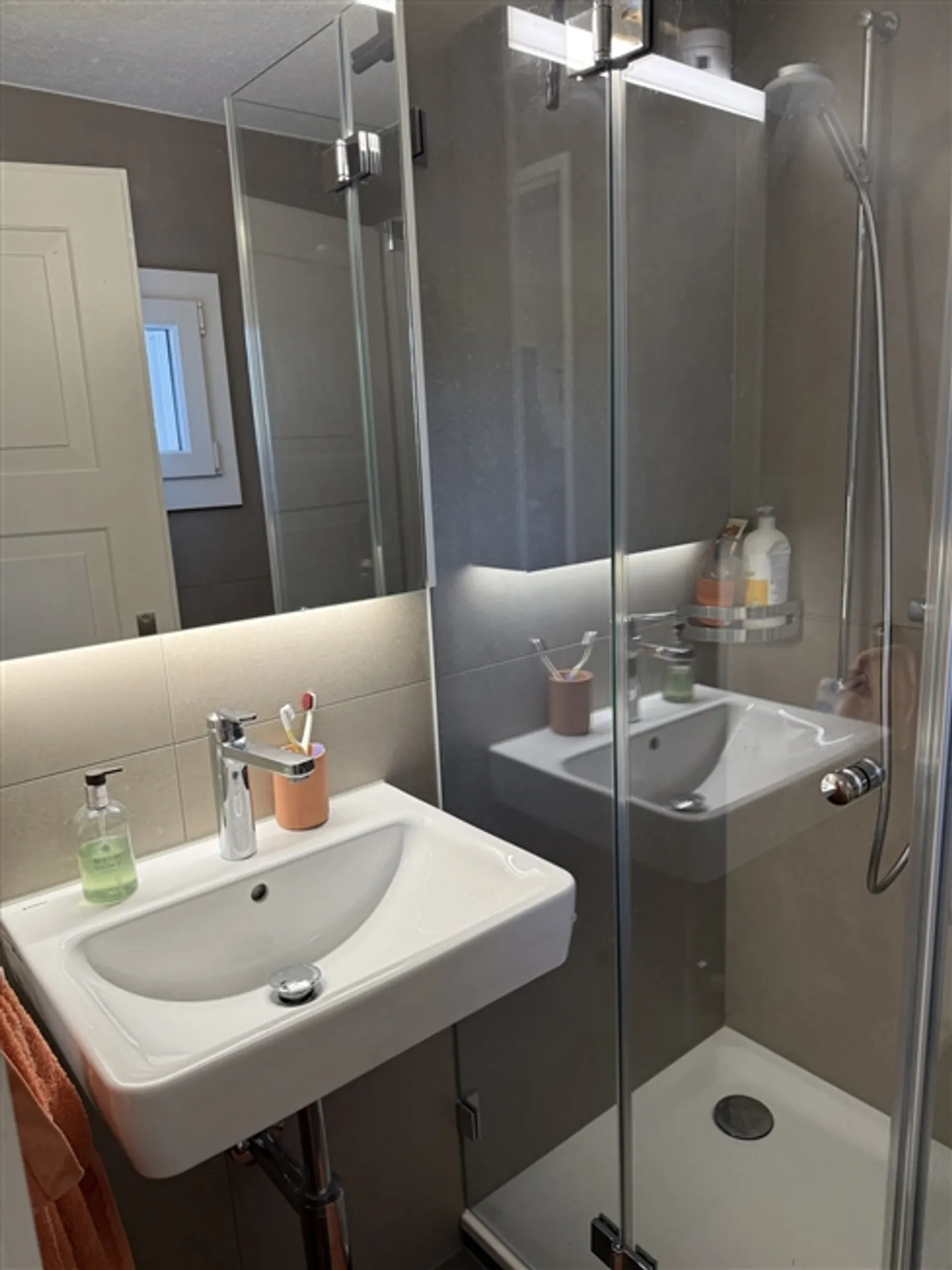 «3½ ZI-WOHNUNG IN ZUG, MÖBLIERT, TEMPORÄR» - Foto 10 von 10