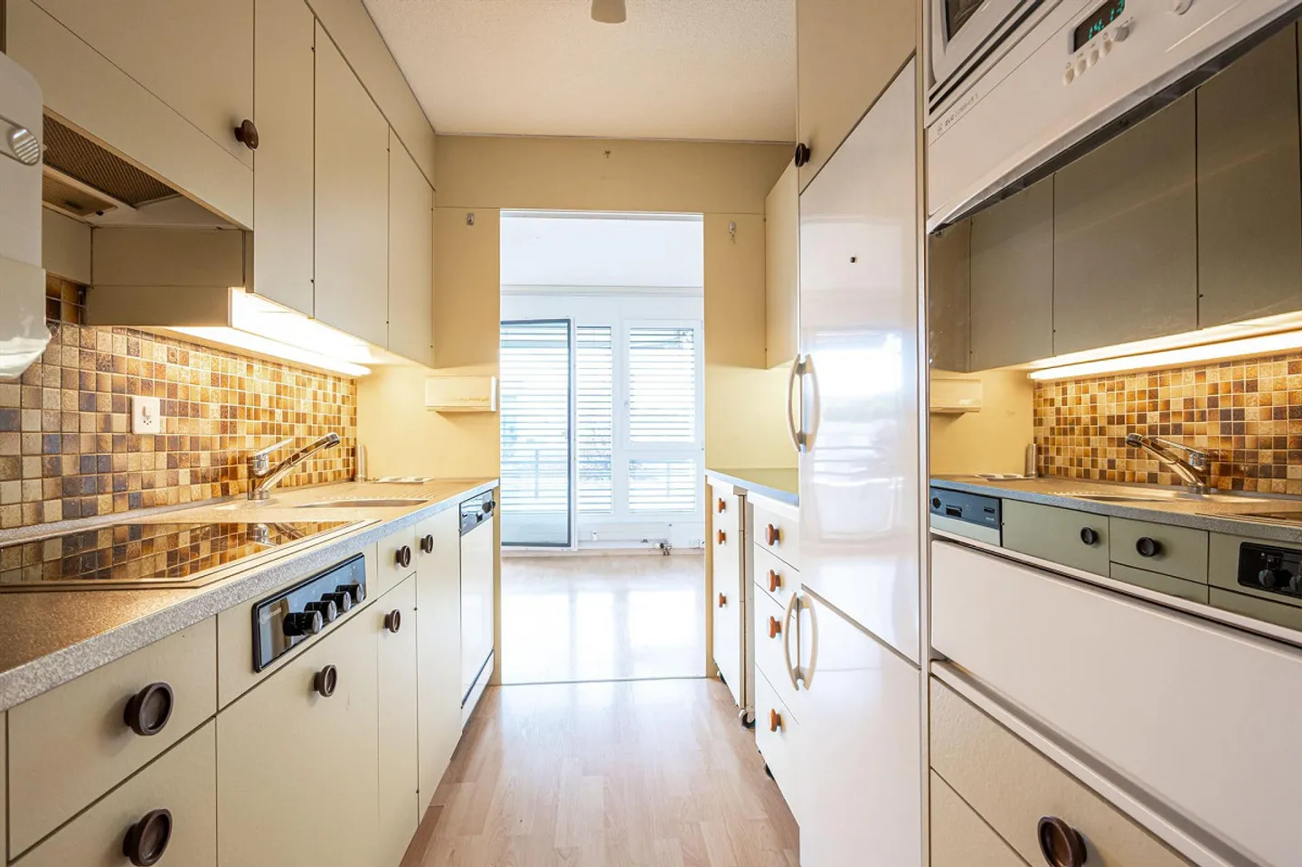 Bright Apartment with Scenic Views - Photo 7 of 13