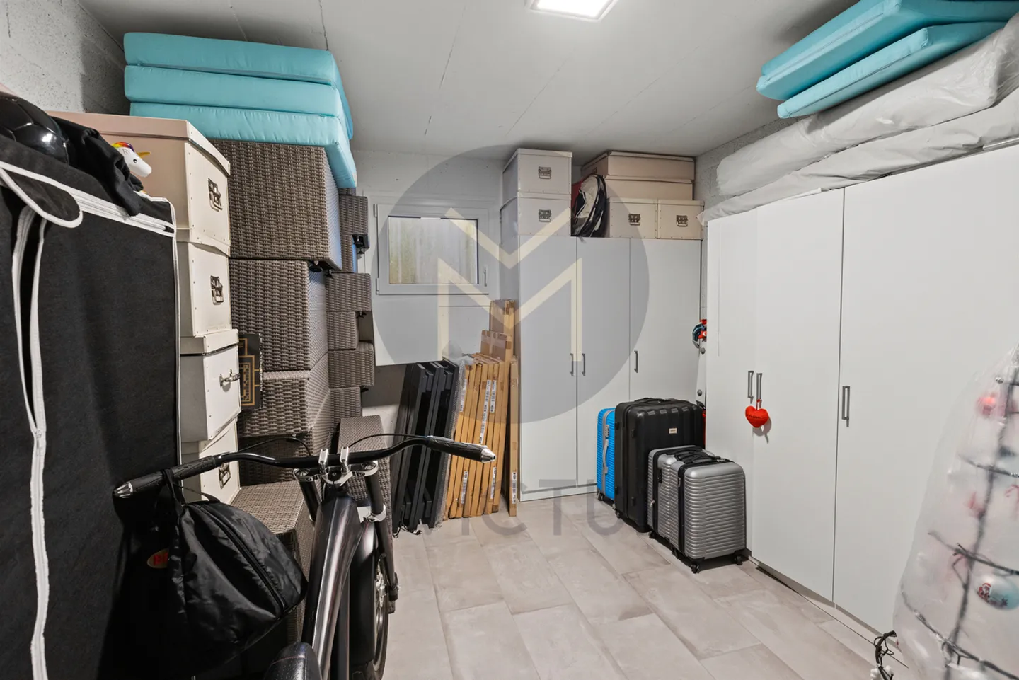 Villa contemporanea eccezionale con terrazza e giardino - Foto 21 di 23