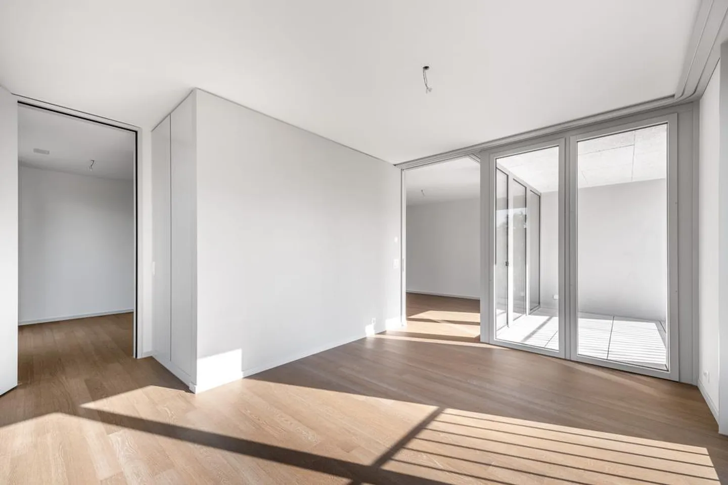 Modern Apartment in Uster - Photo 4 of 9