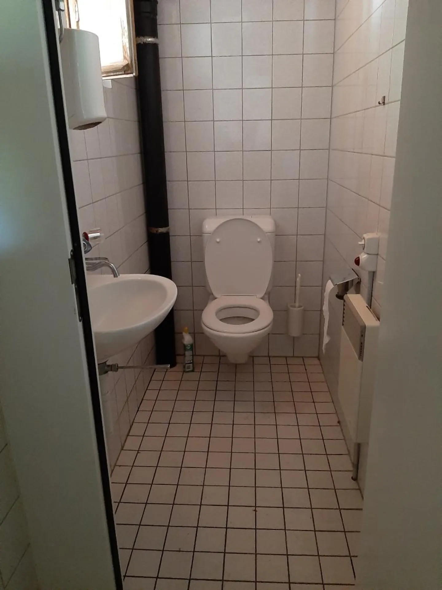 Versatile Commercial Space at Oberdorf Station - Photo 4 of 4