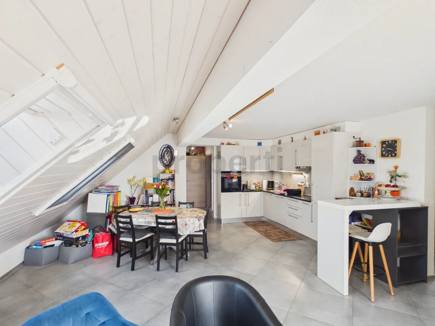 Charmant Appartement Attique - Photo 4 sur 13