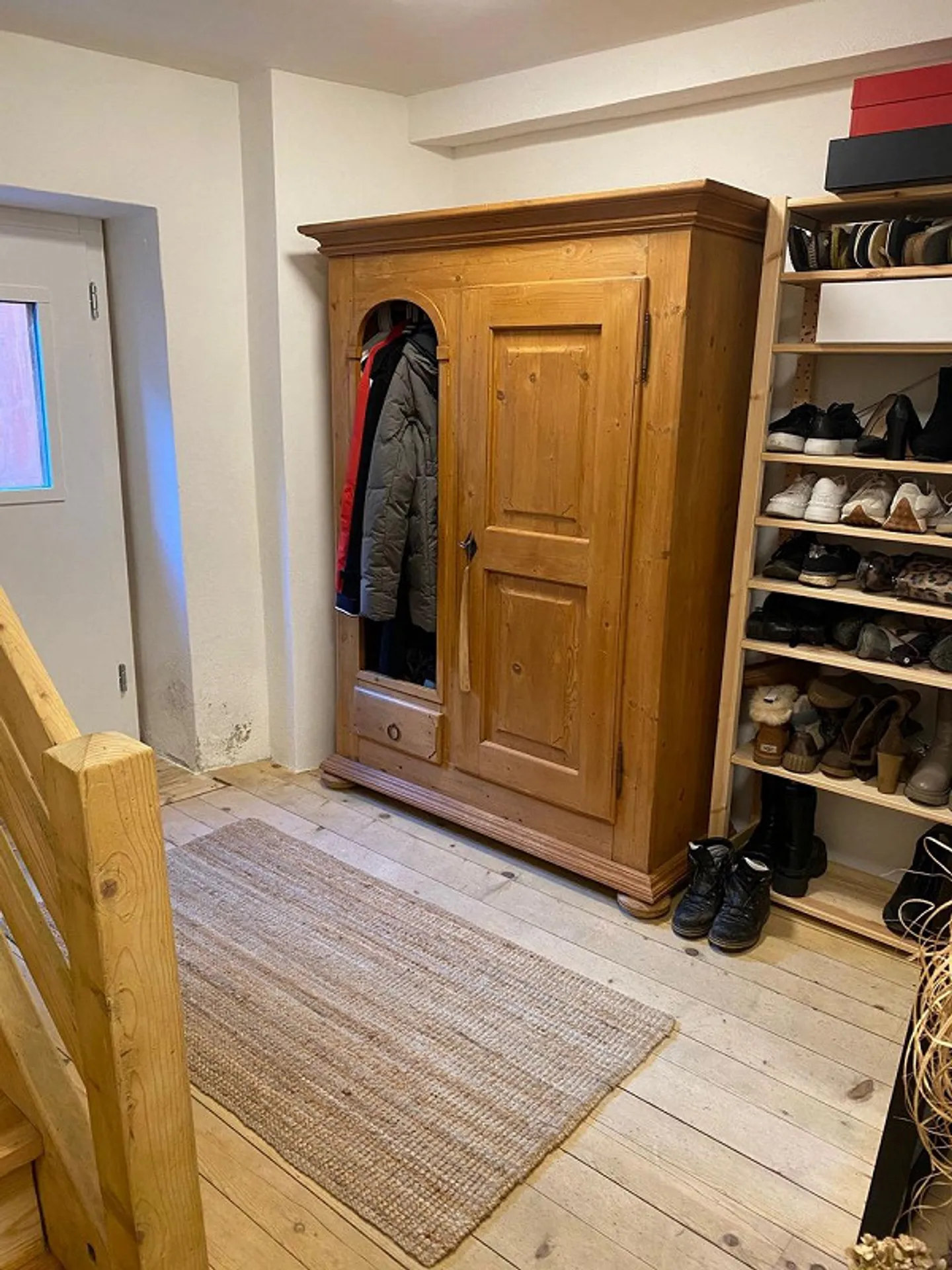 Appartement rénové ensoleillé de 2,5 pièces à Scharans - Photo 4 sur 14