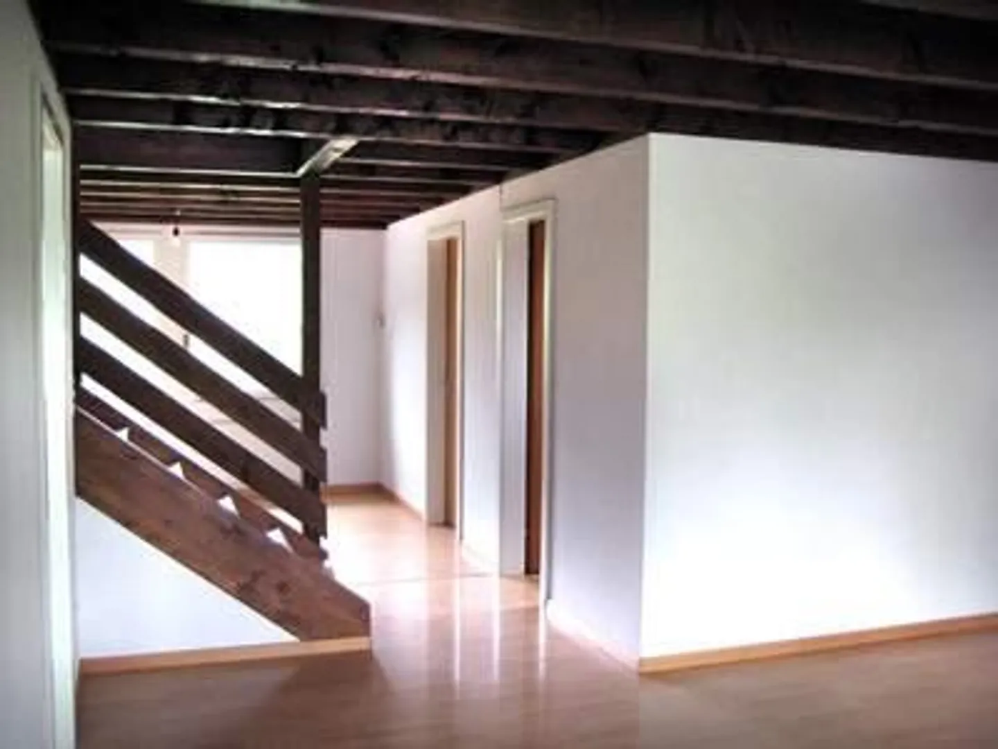 An ruhiger Lage mit grossem Sitzplatz. - Foto 5 di 8