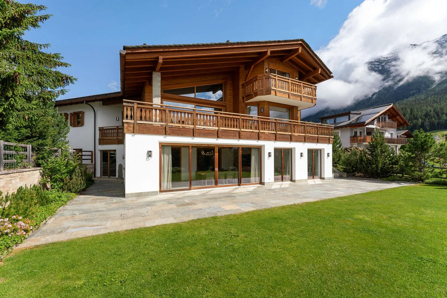 Exklusives Chalet in Lenzerheide - Foto 2 von 8