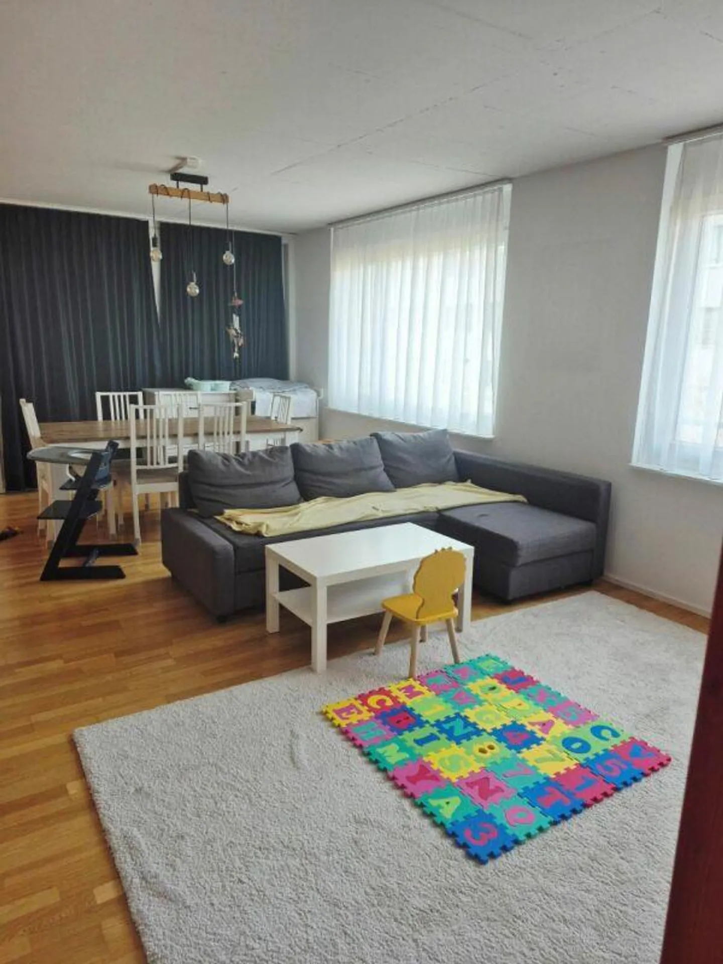 Ampio appartamento loft moderno - Foto 1 di 10