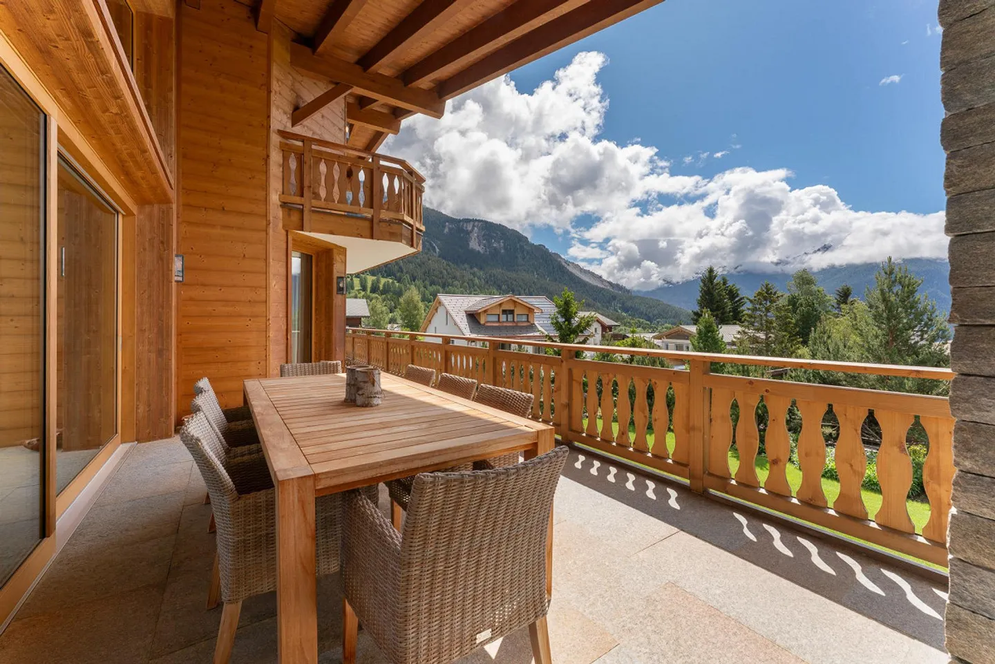 Exklusives Chalet in Lenzerheide - Foto 3 von 8