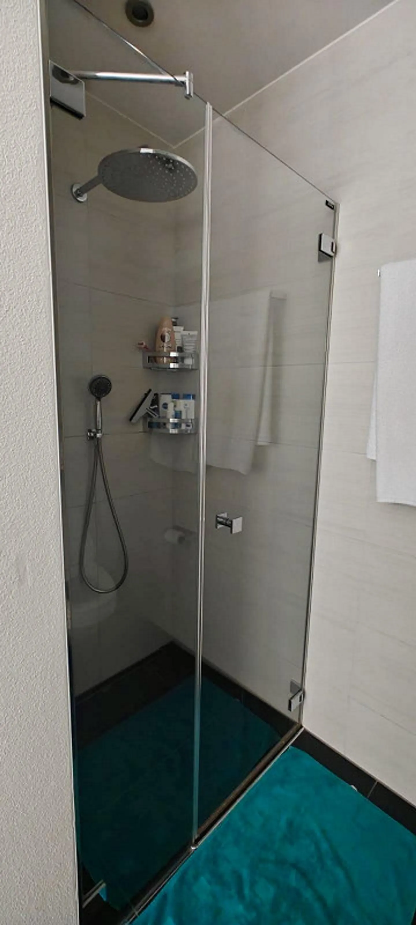 Appartamento esclusivo di 4,5 locali con vista lago a Flüelen - Foto 6 di 19