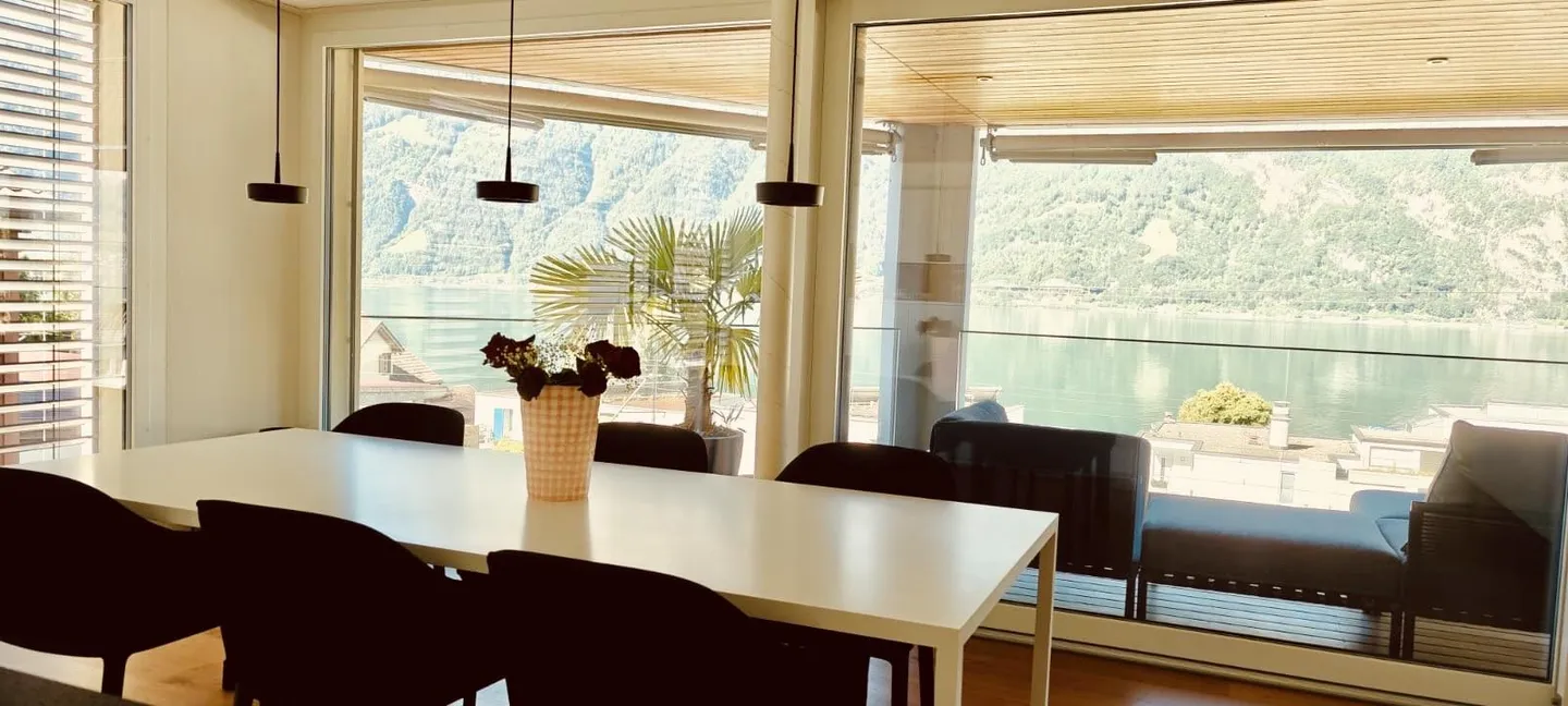 Appartamento esclusivo di 4,5 locali con vista lago a Flüelen - Foto 7 di 19
