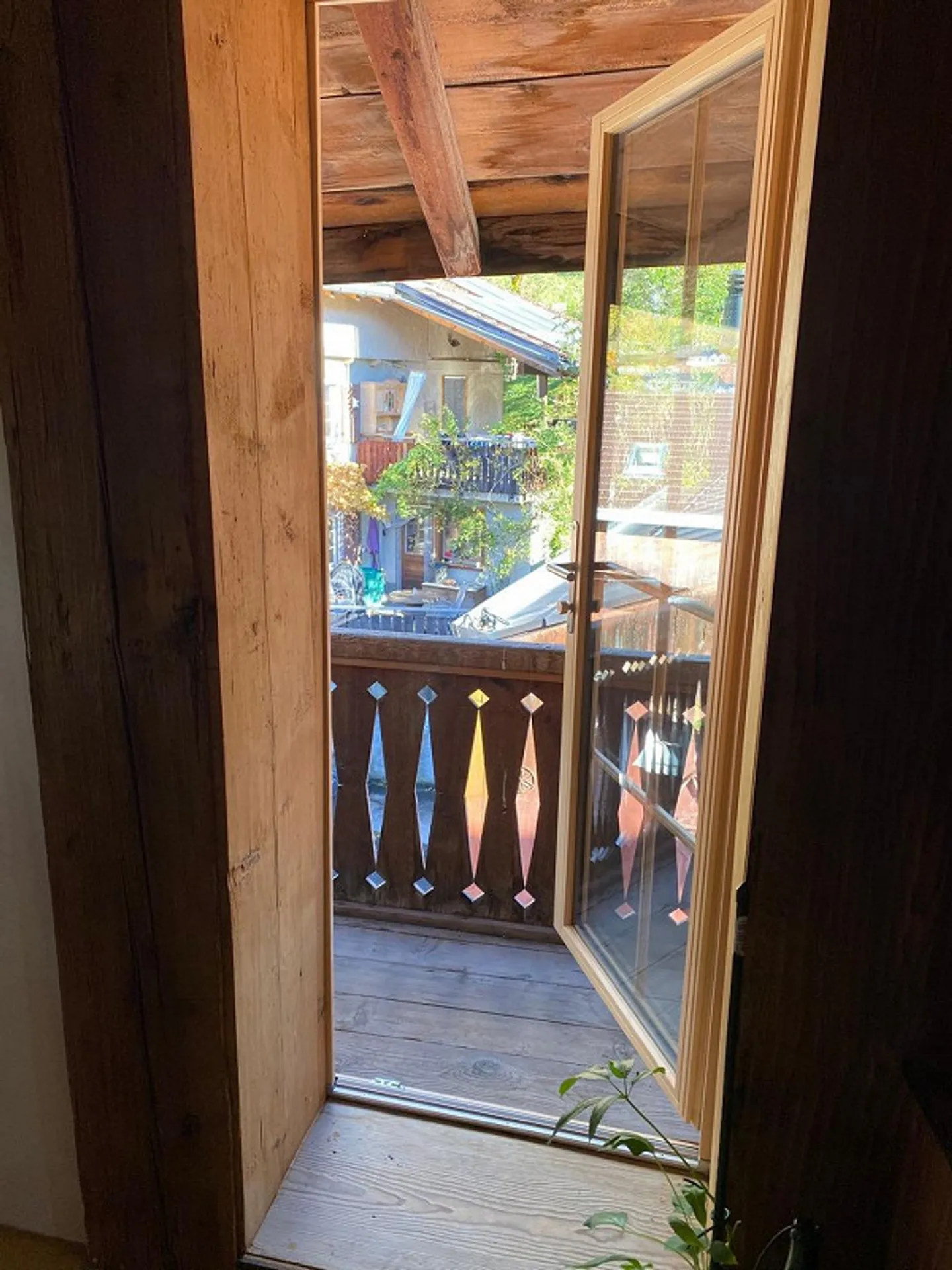 Appartement rénové ensoleillé de 2,5 pièces à Scharans - Photo 10 sur 14