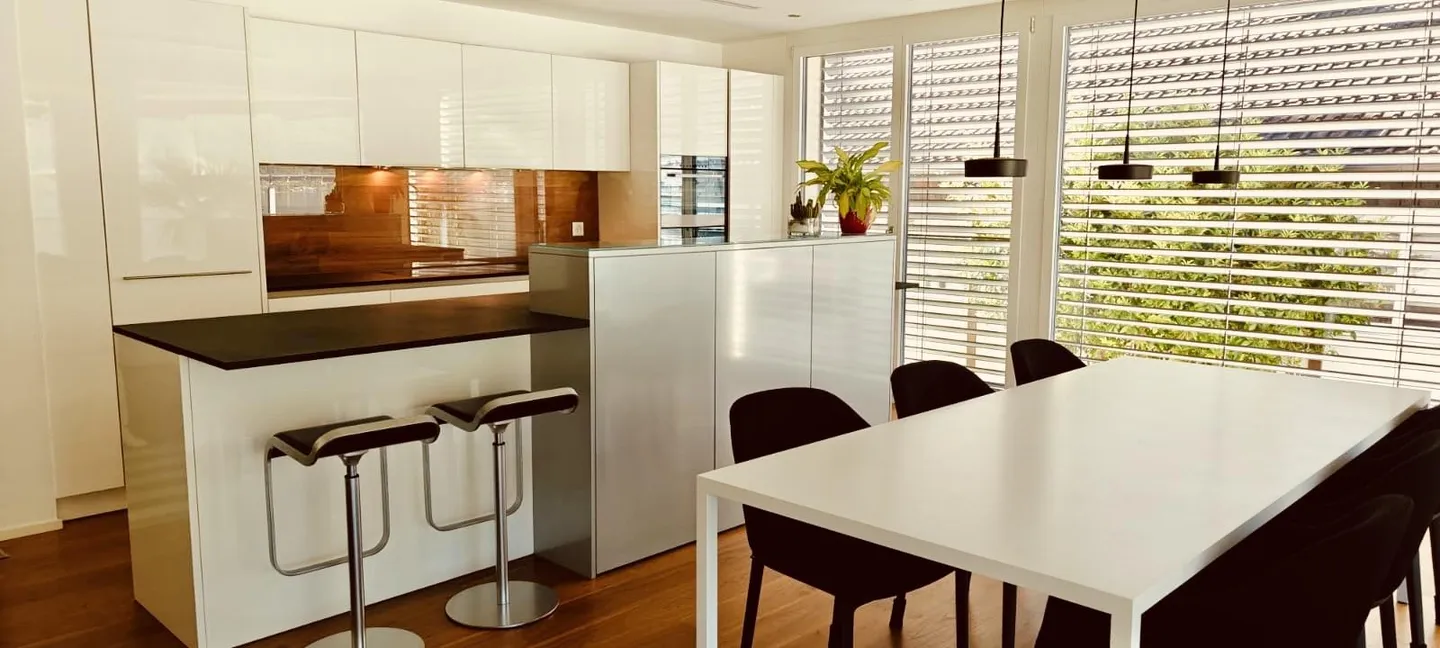 Appartamento esclusivo di 4,5 locali con vista lago a Flüelen - Foto 19 di 19