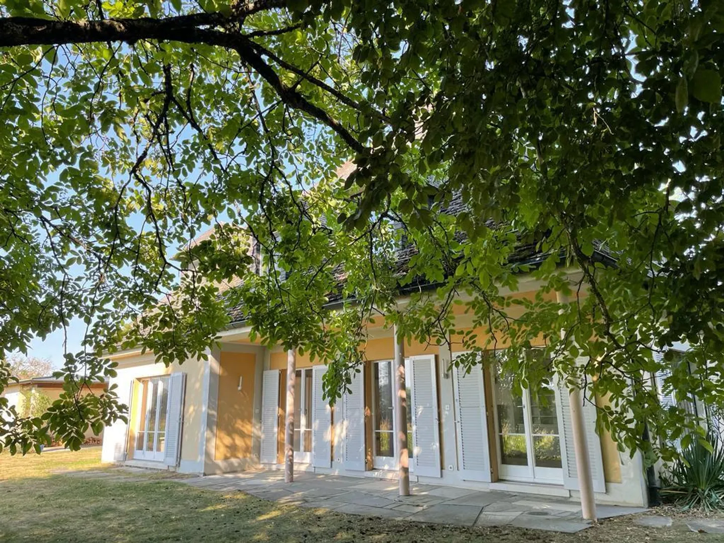 Moderne Einfamilienhaus - Foto 1 von 11