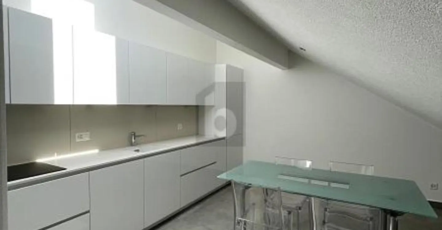 BRIGHT AND SPACIOUS - Photo 1 of 6