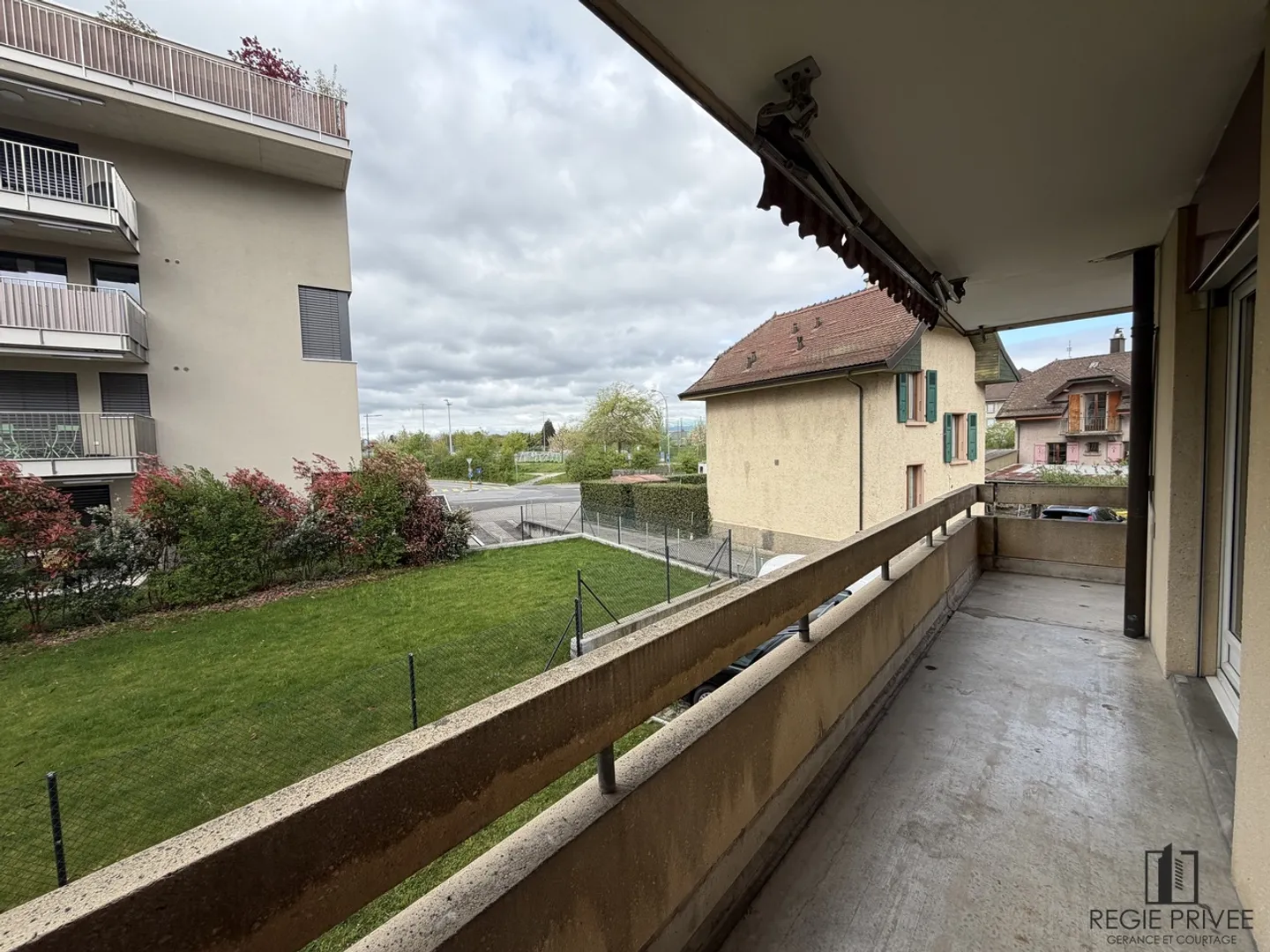 Pretty studio with large balcony - Photo 5 of 7