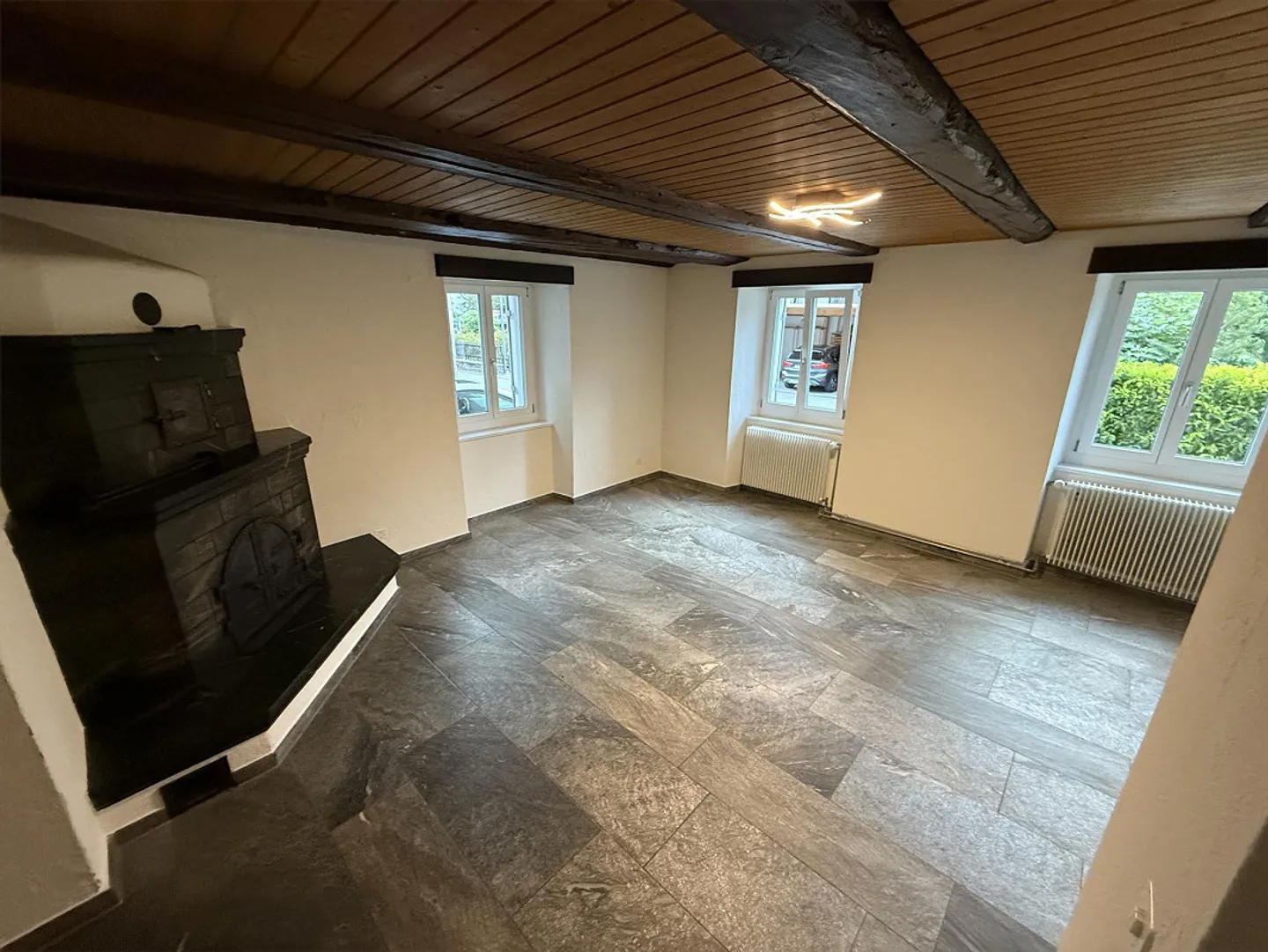 2.5 Zimmerwohnung mit grossem Kelle und Hobbyraum - Foto 1 von 21