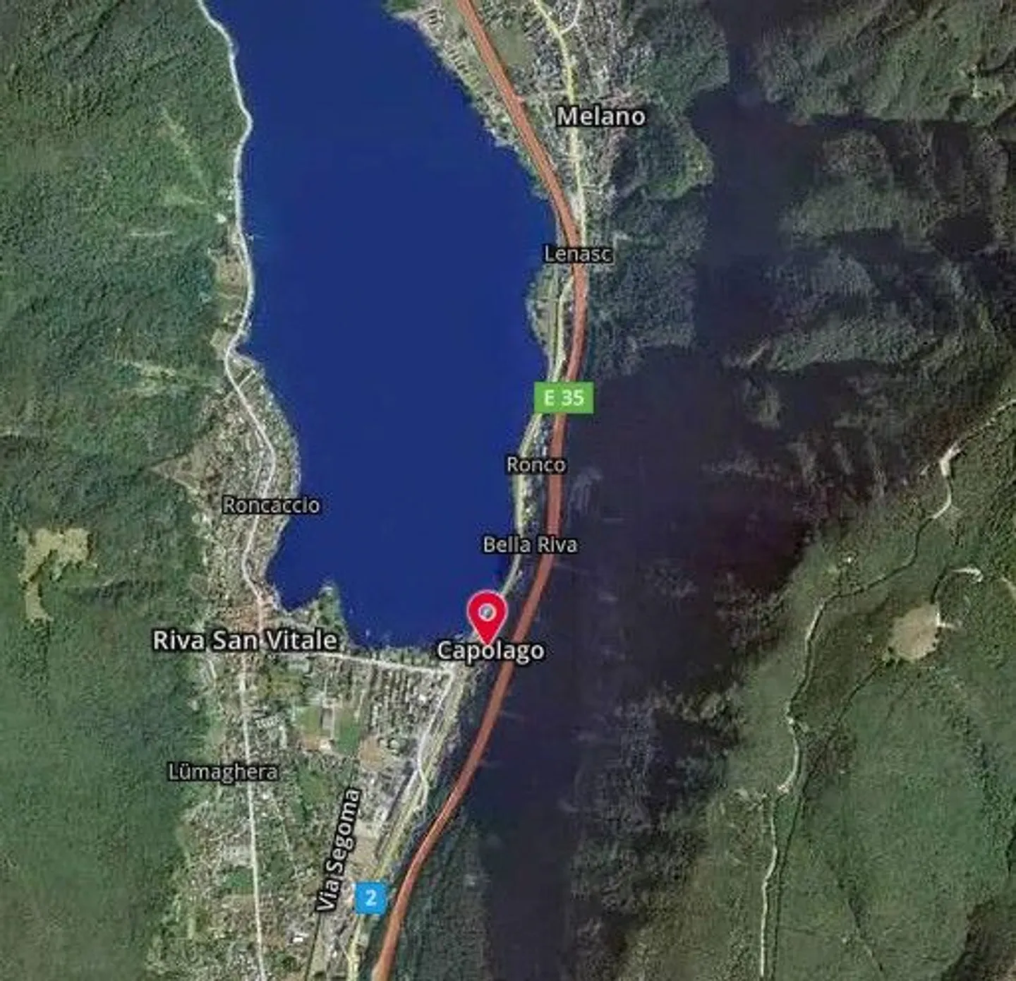 Charming Apartment with Balcony - Photo 5 of 13