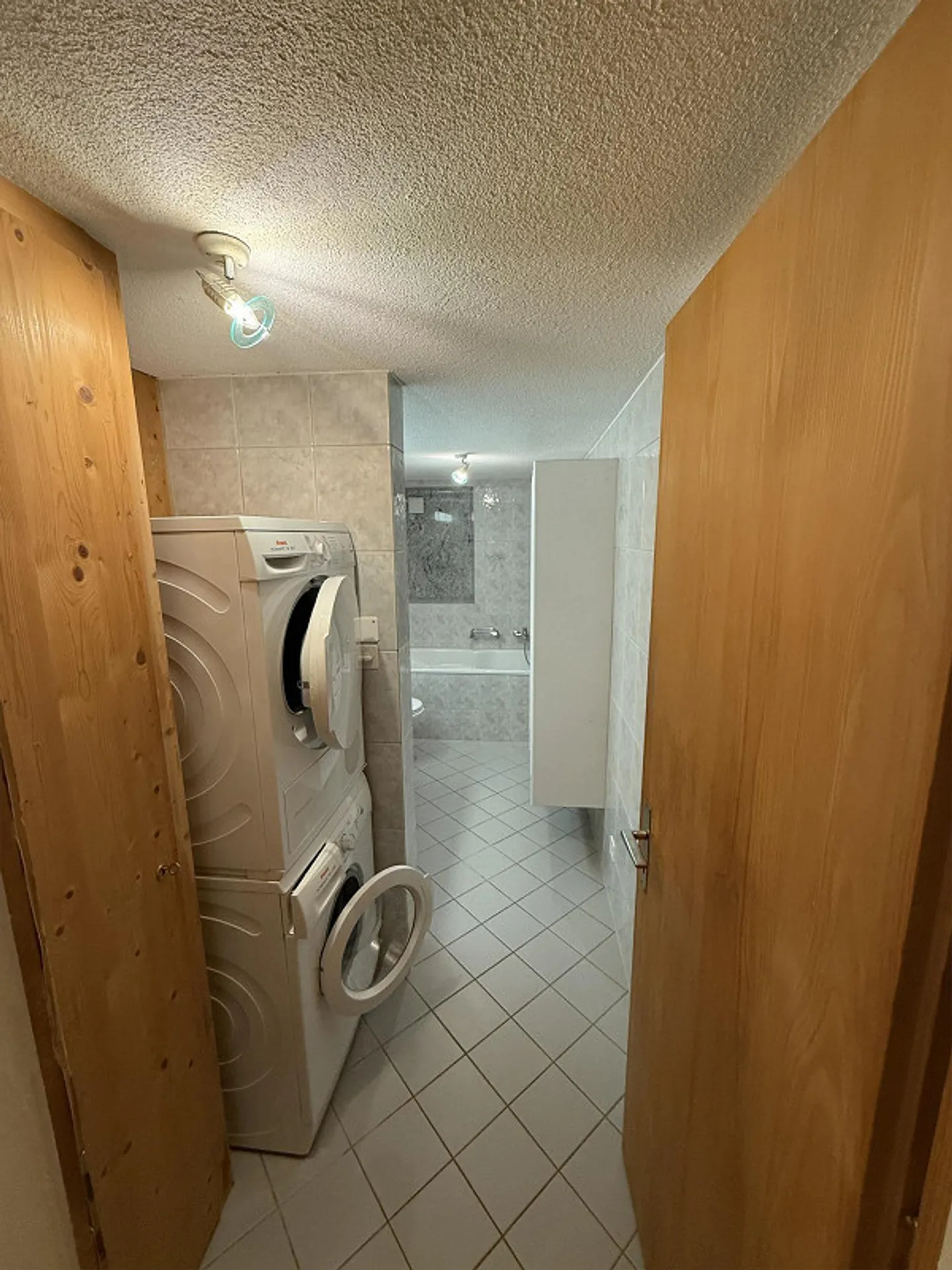 2.5 Zimmerwohnung mit grossem Kelle und Hobbyraum - Foto 9 von 21